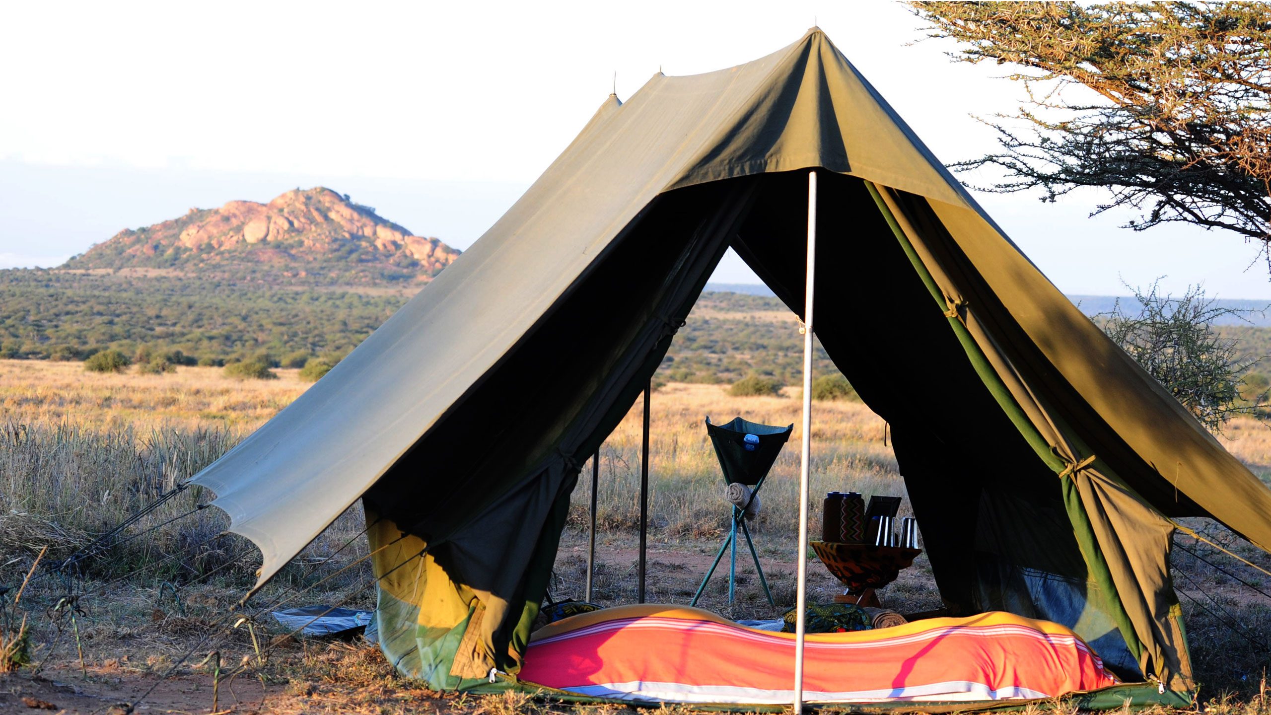 Karisia Tumaren Camel Safari Luxury Mobile Tents