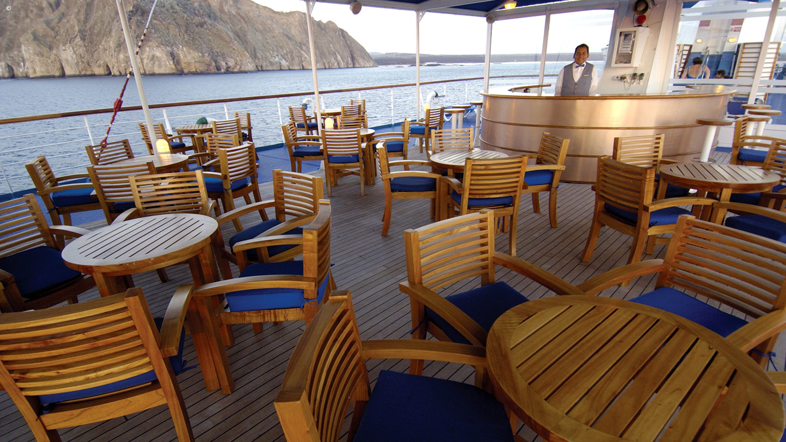 MV Santa Cruz