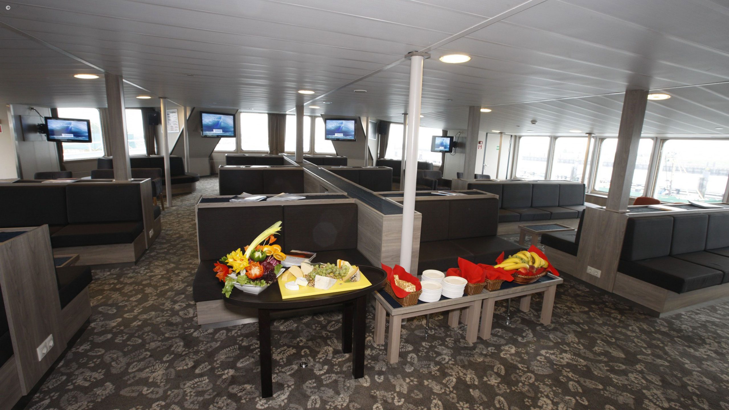 M/V Plancius