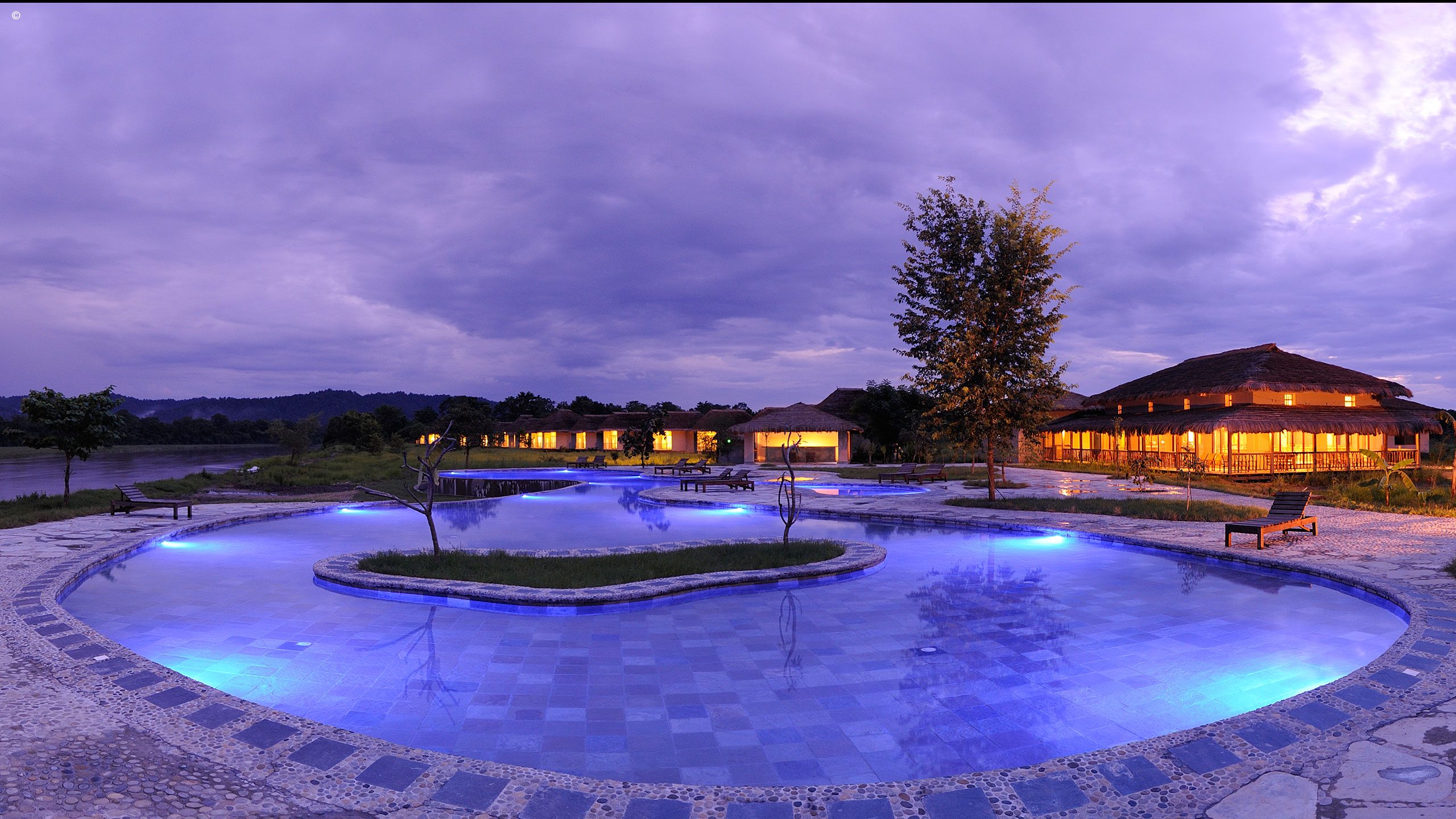 Barahi Jungle Lodge
