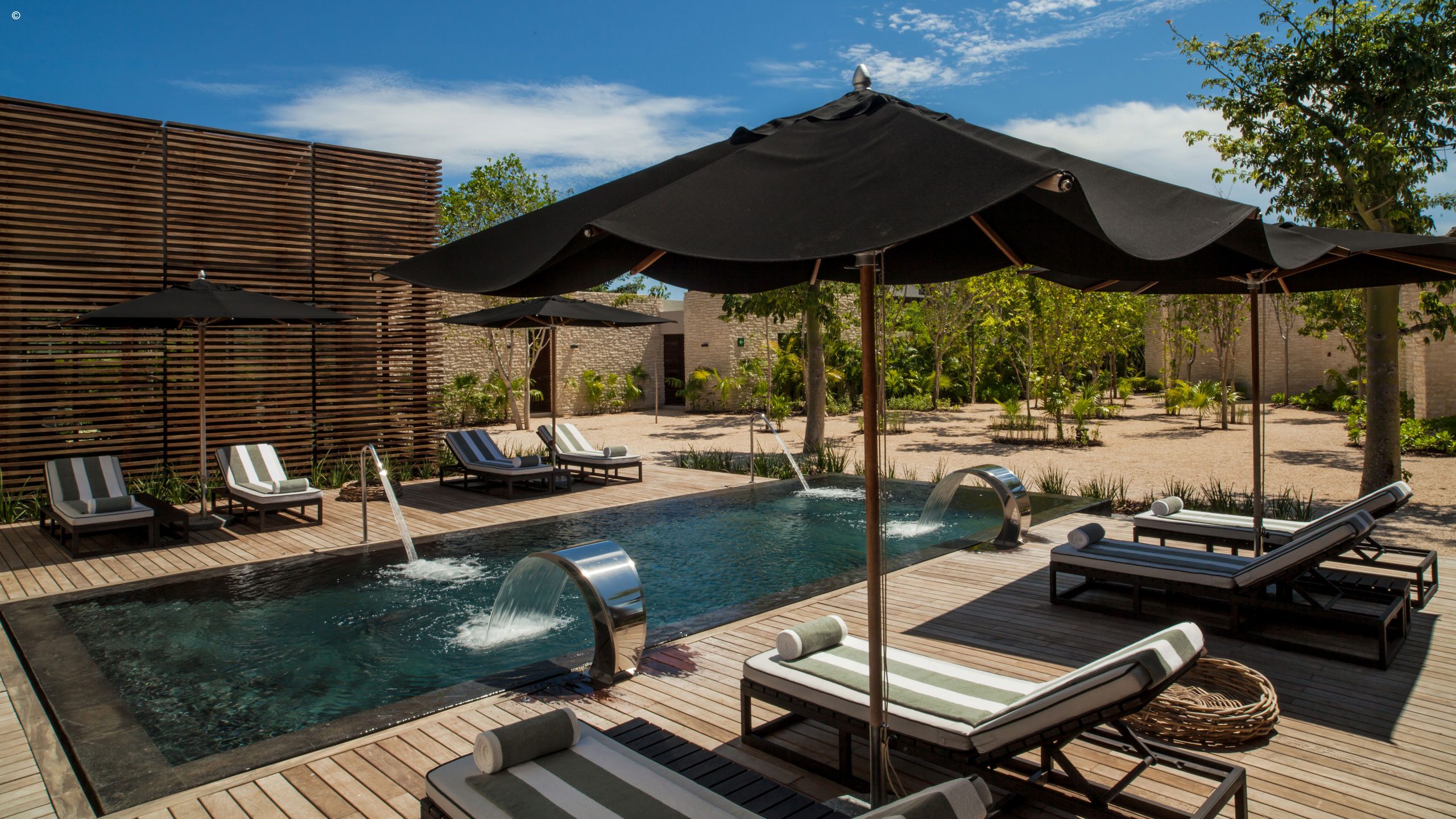 NIZUC Resort and Spa