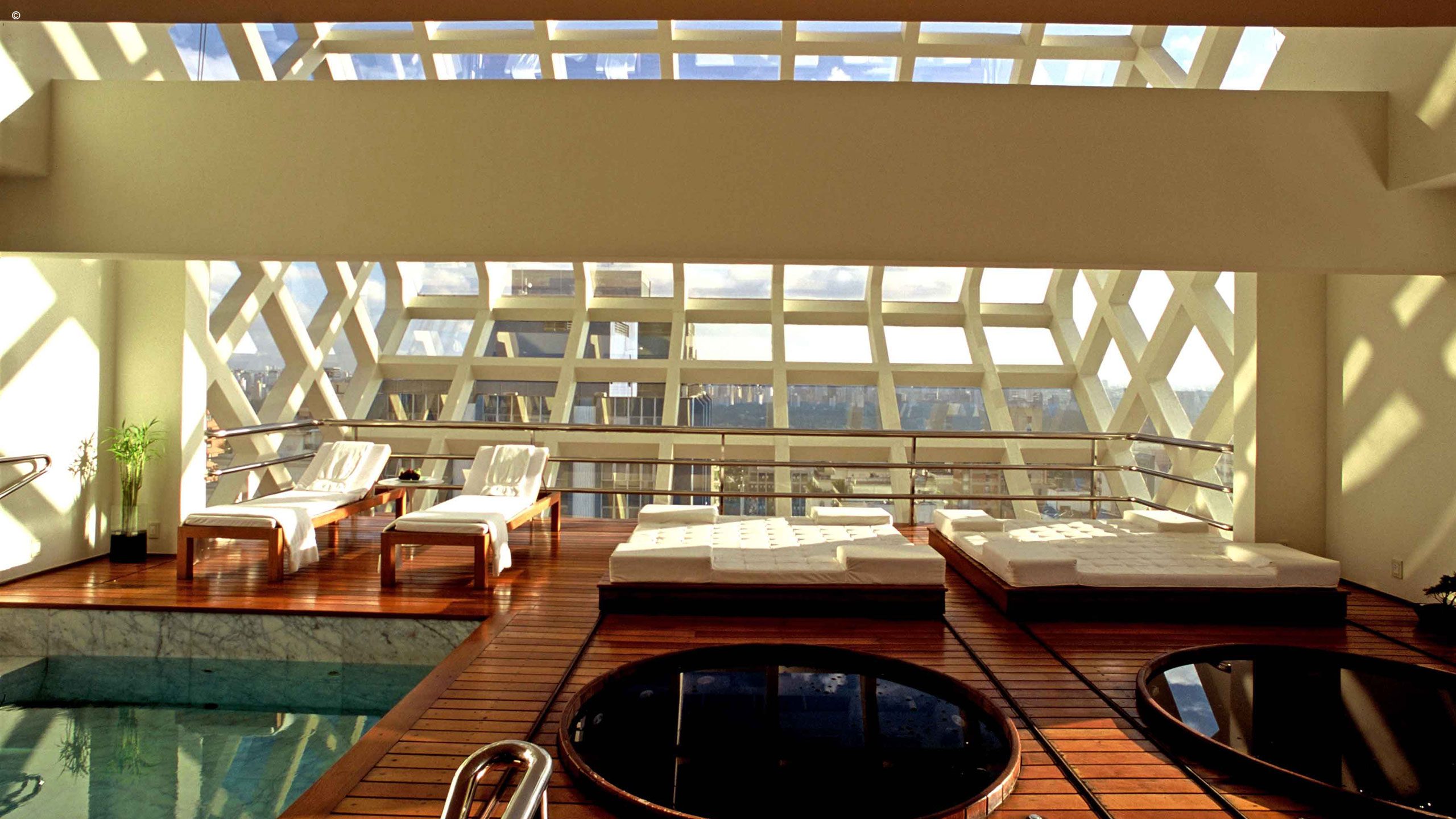 Hotel Emiliano