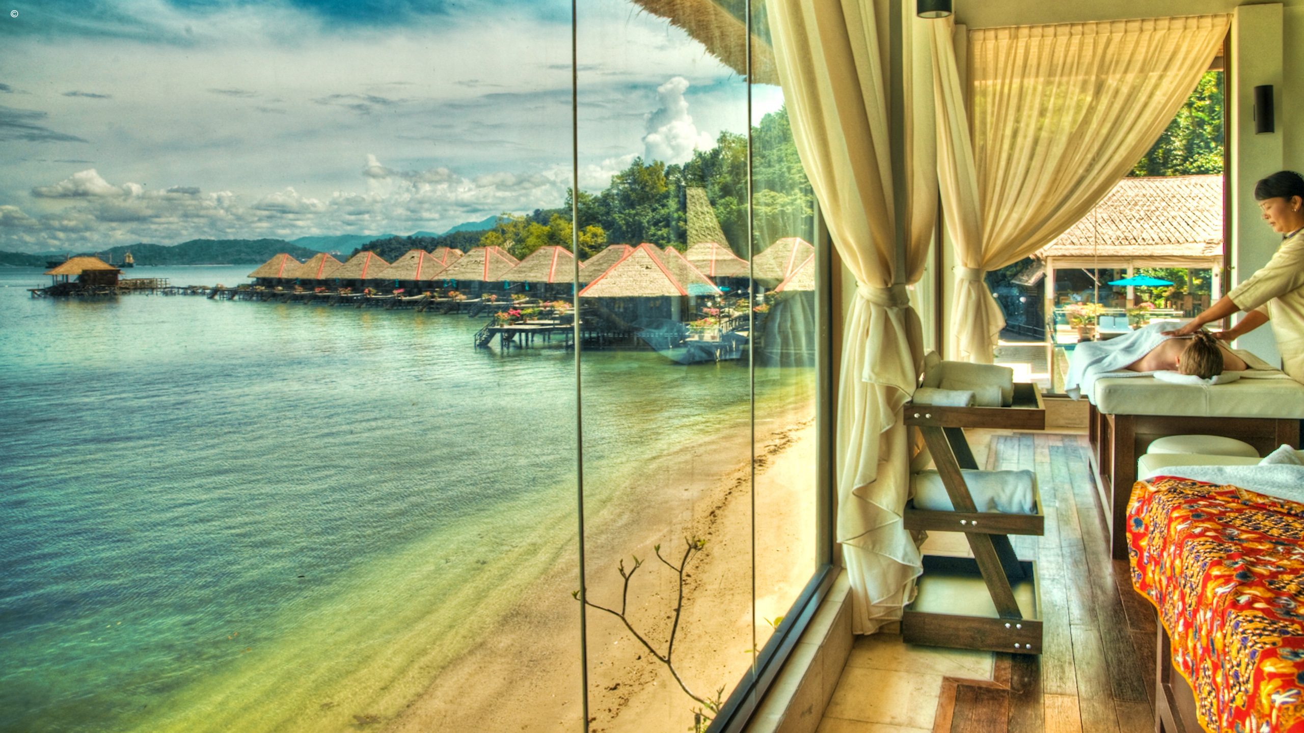 Gayana Marine Resort