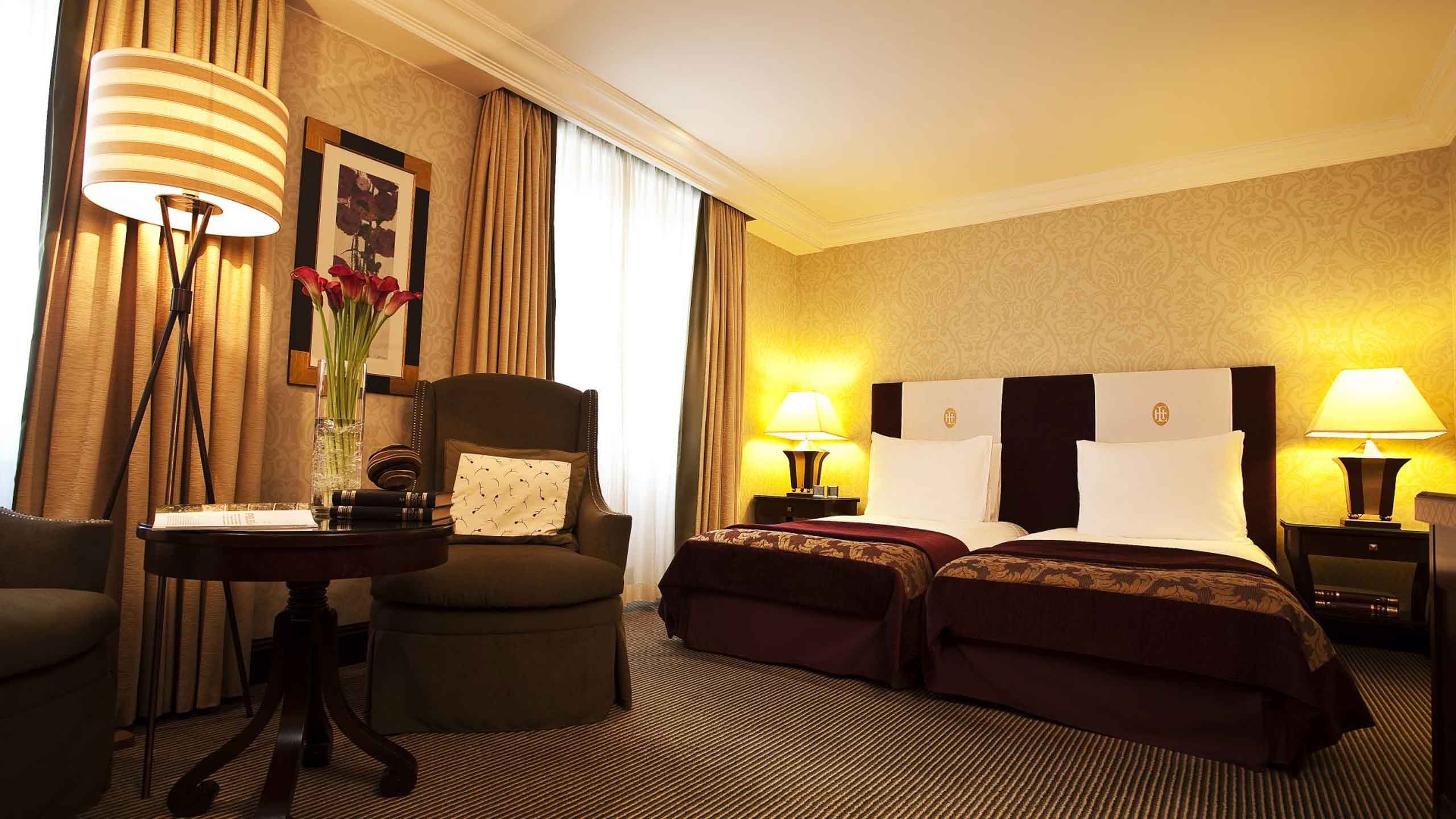 Esplanade Hotel