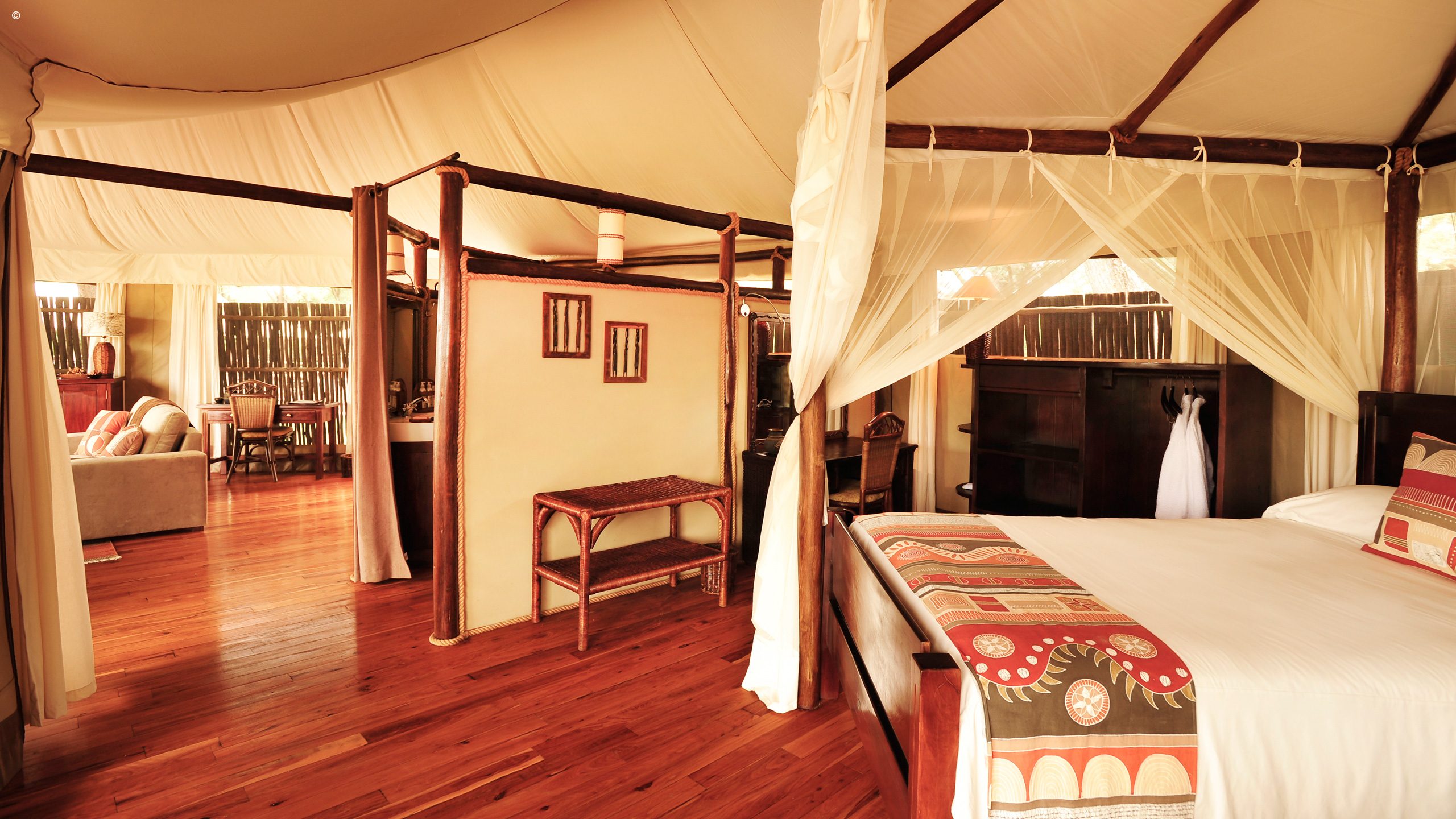 Anabezi Camp