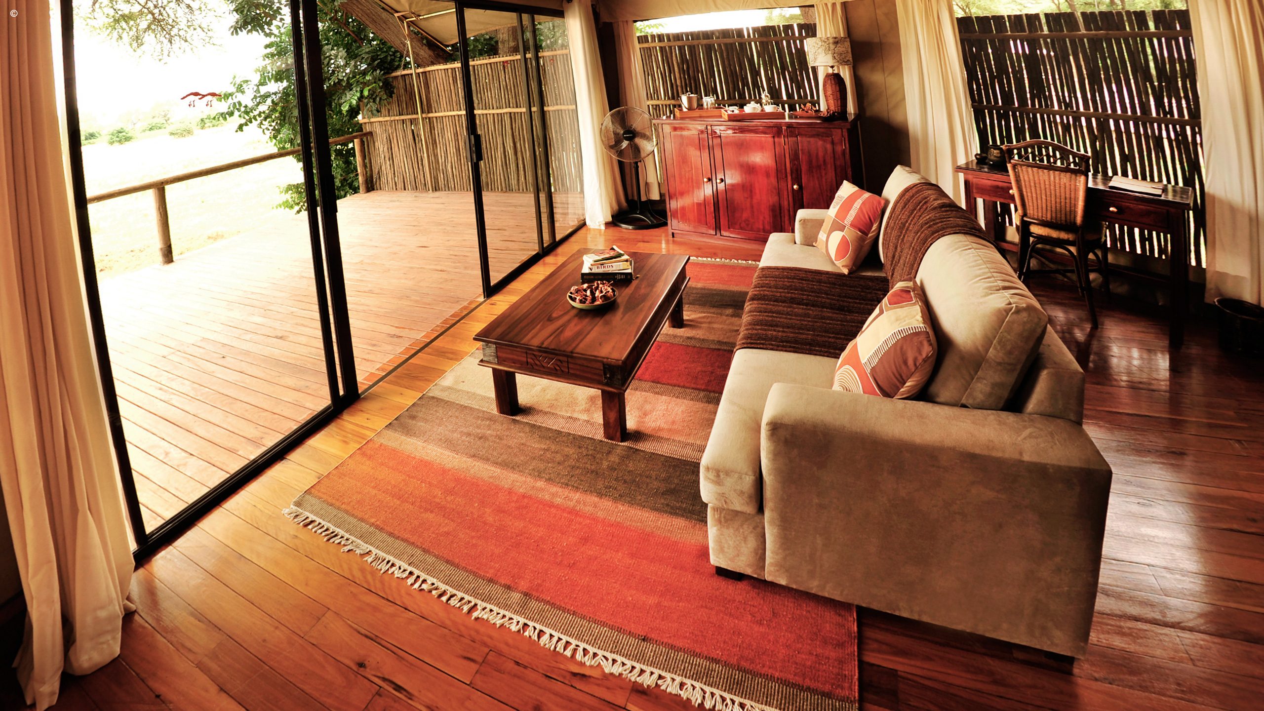 Anabezi Camp
