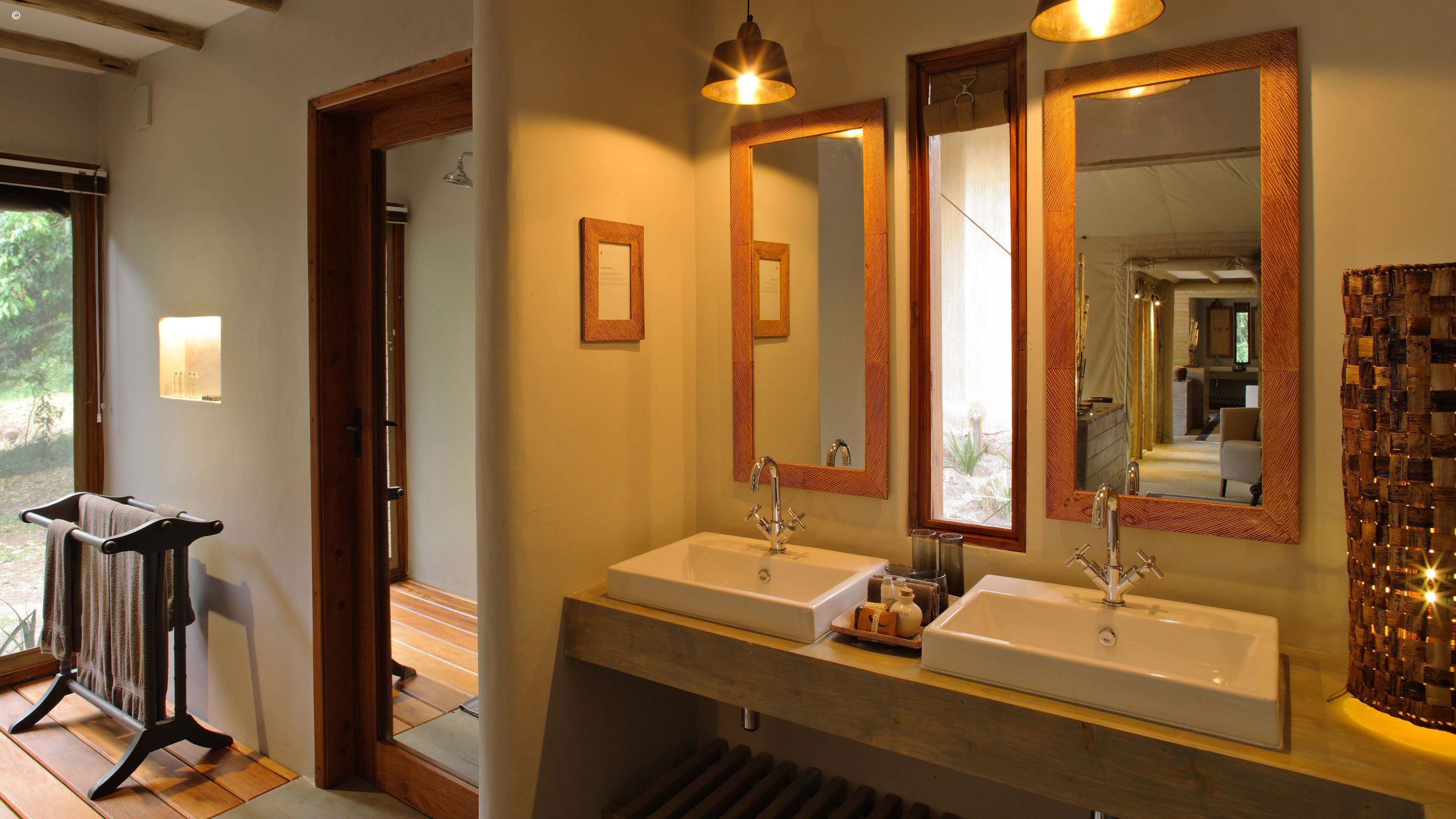 Kichwa Tembo Tented Camp