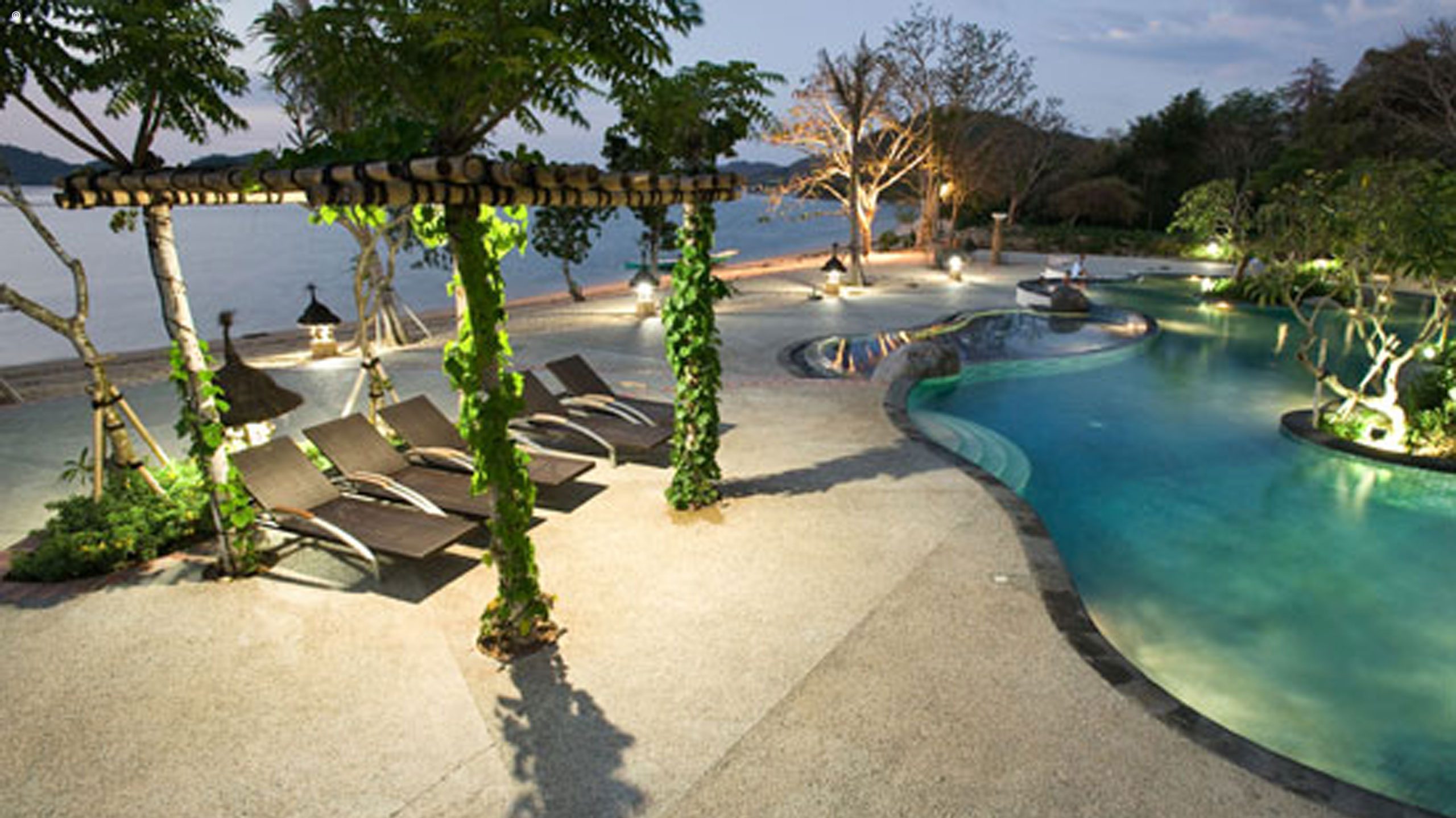 Bintang Flores Hotel