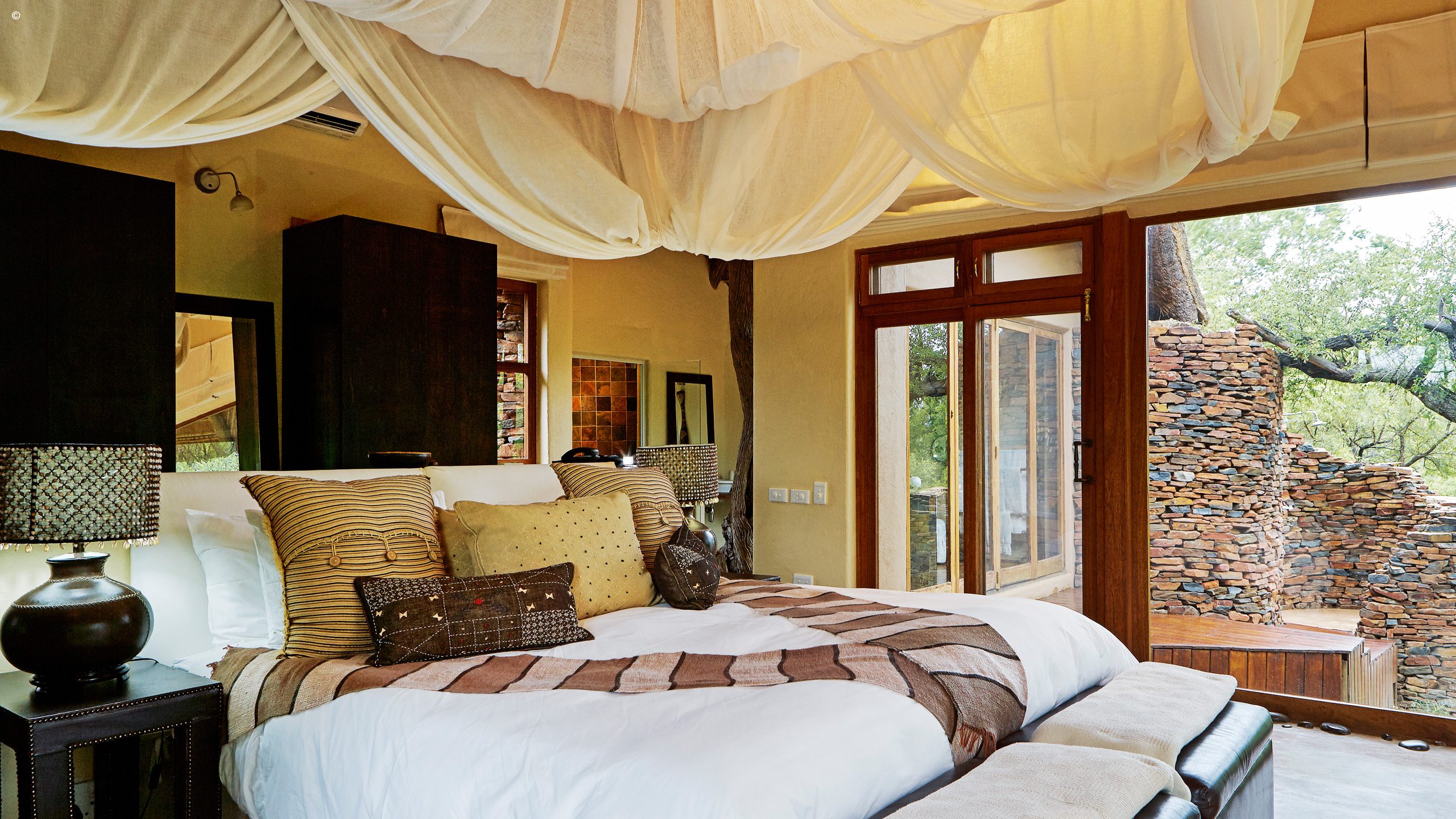 Sanctuary Makanyane Safari Lodge