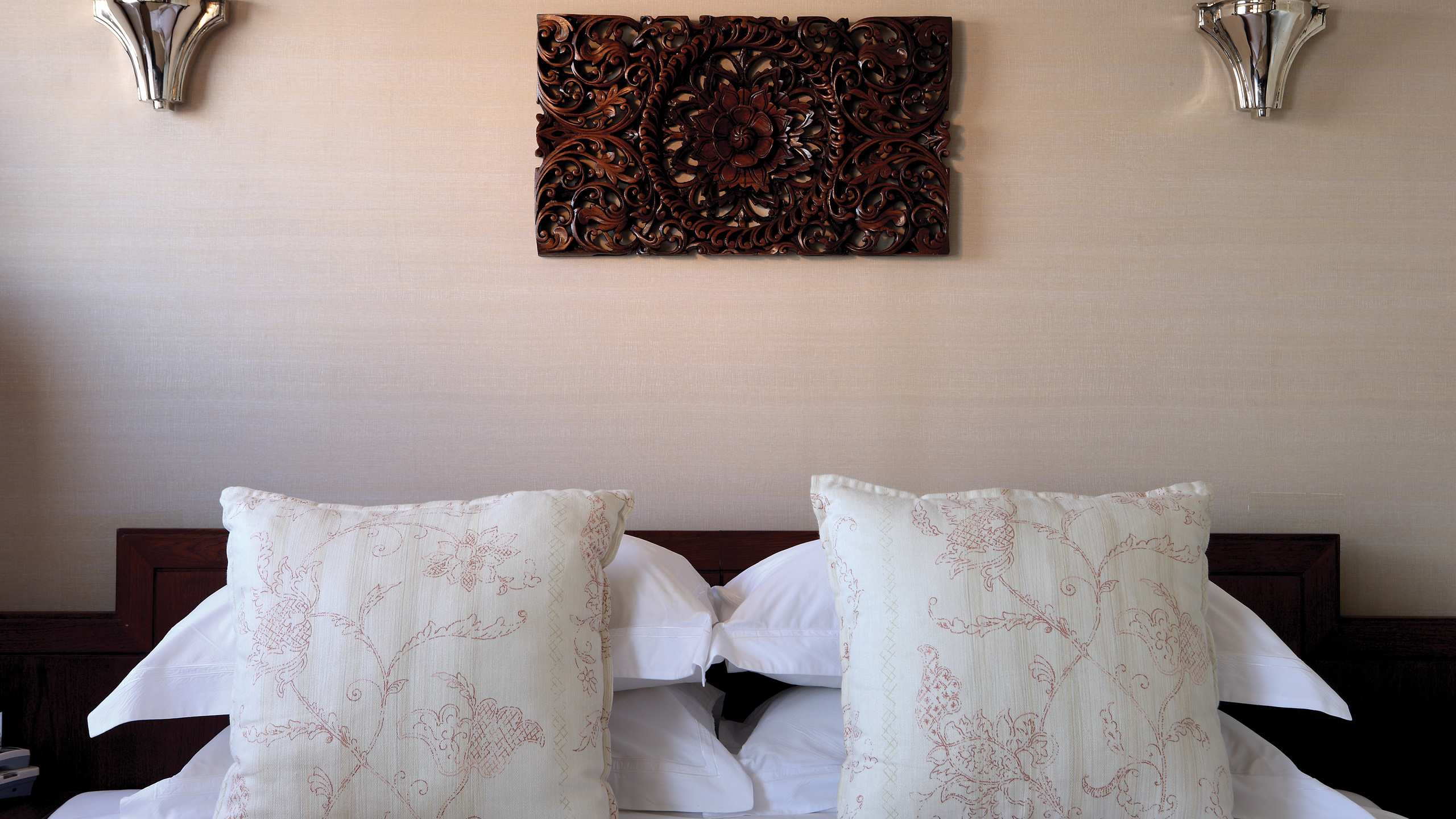 Belmond Road to Mandalay