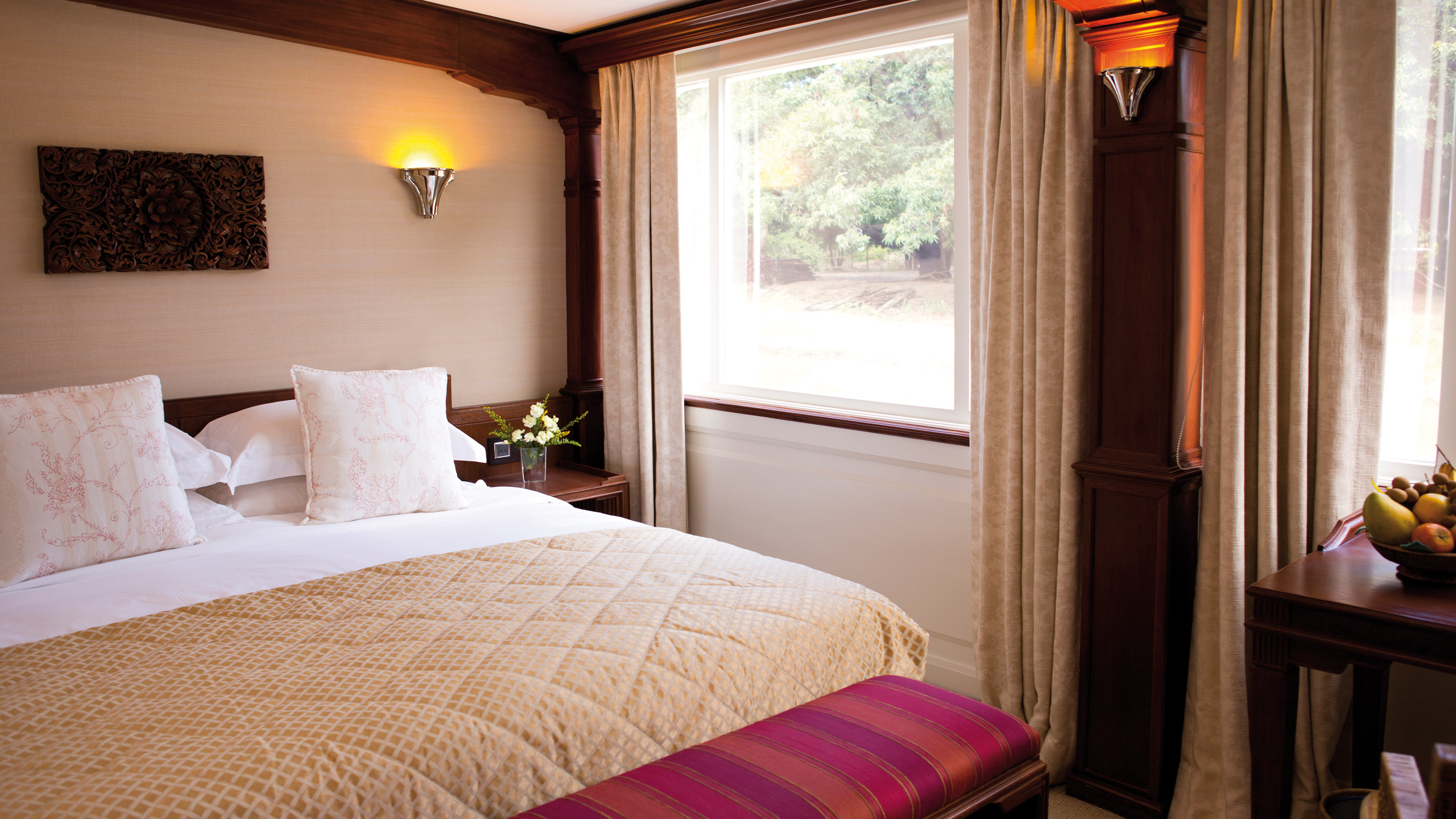 Belmond Road to Mandalay