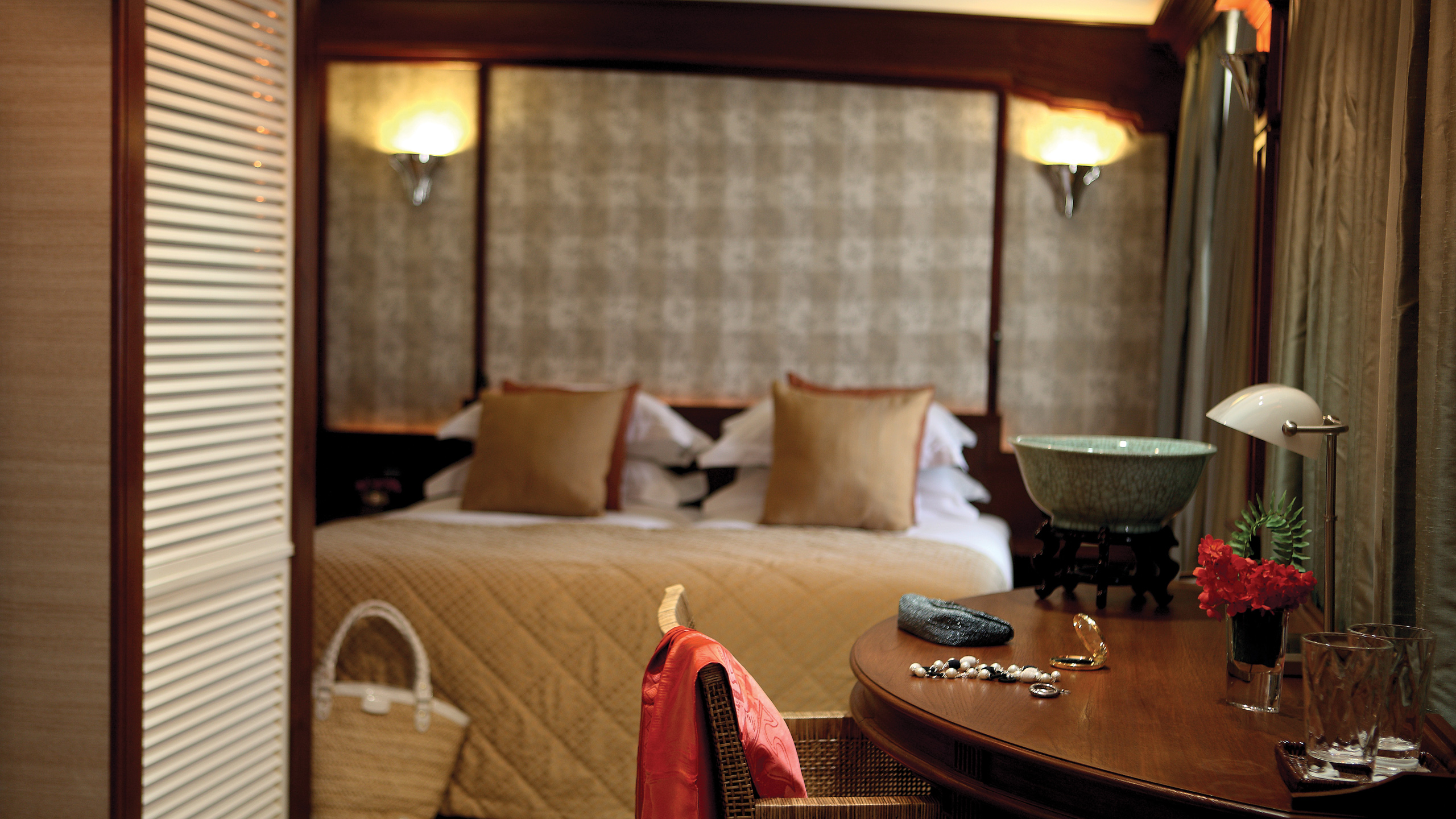Belmond Road to Mandalay
