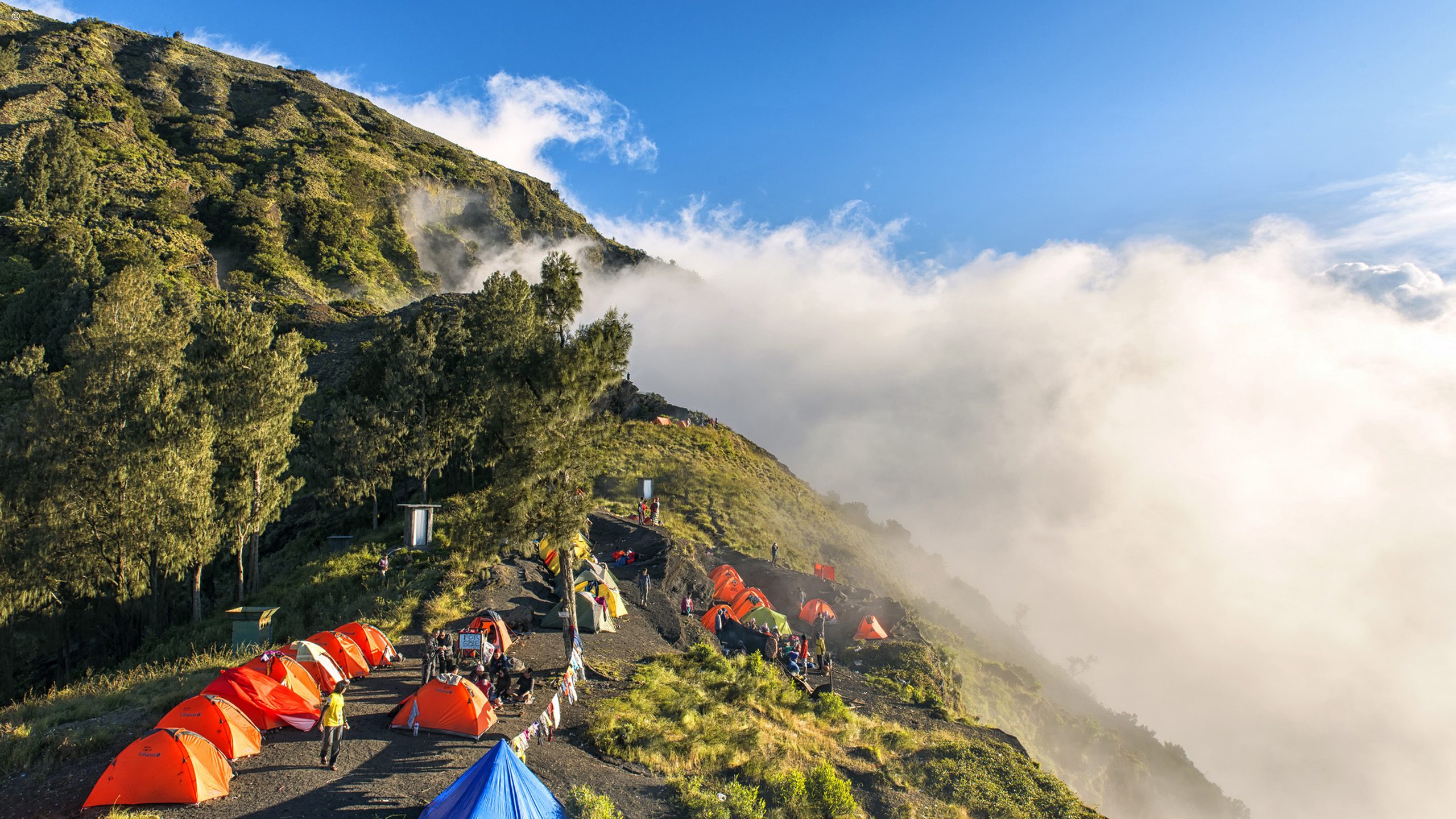 Mount Rinjani Climb (4D3N)