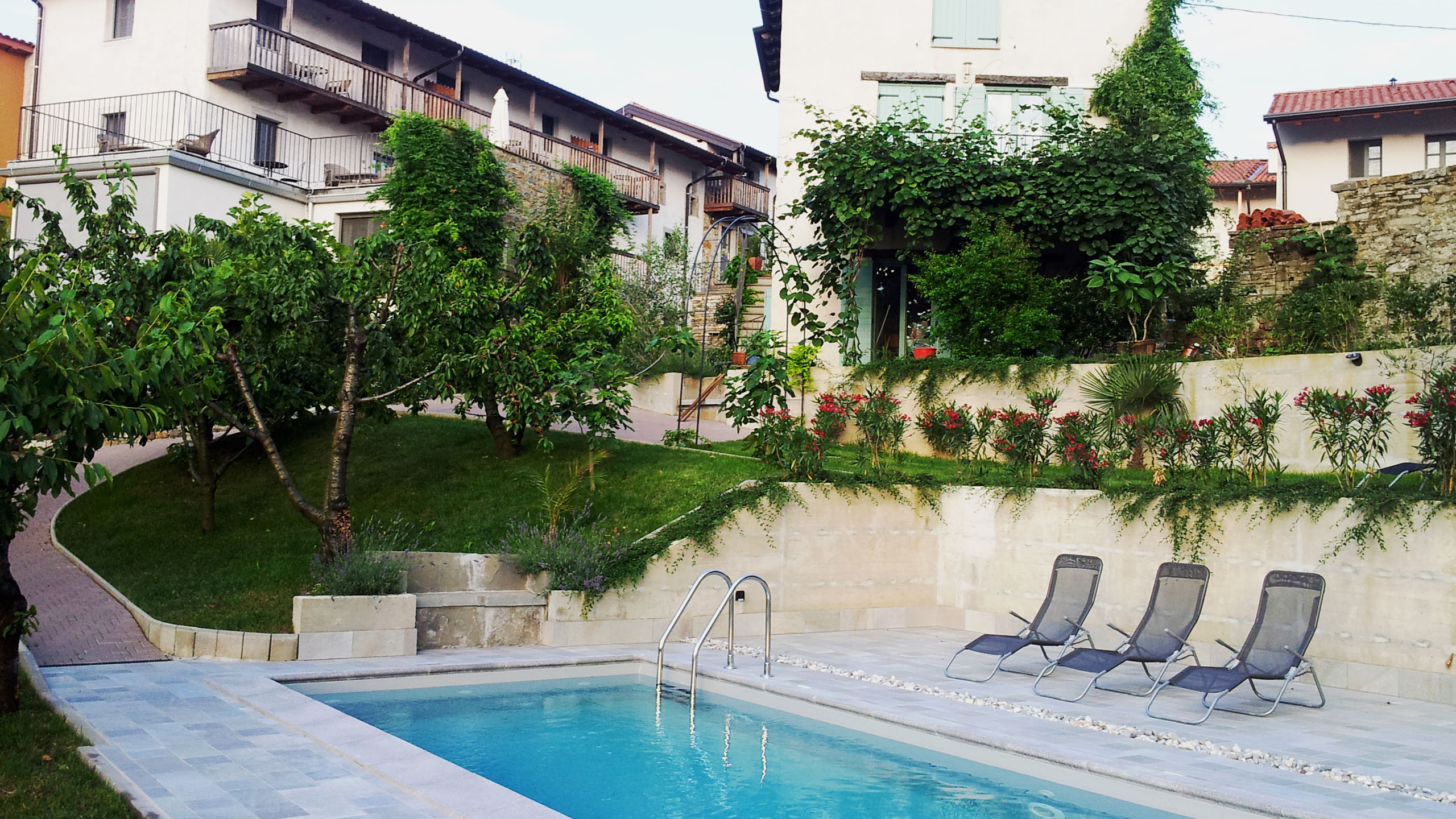 Hotel Dvor