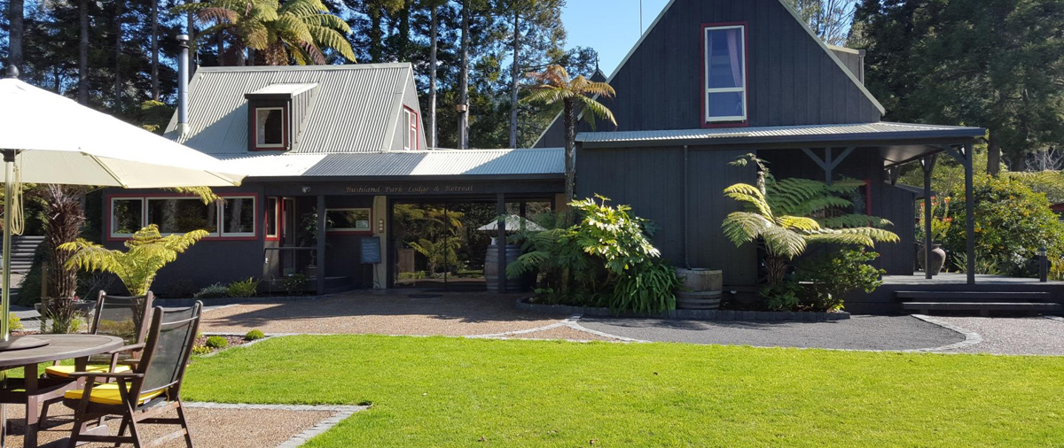 Bushland Park Lodge & Retreat