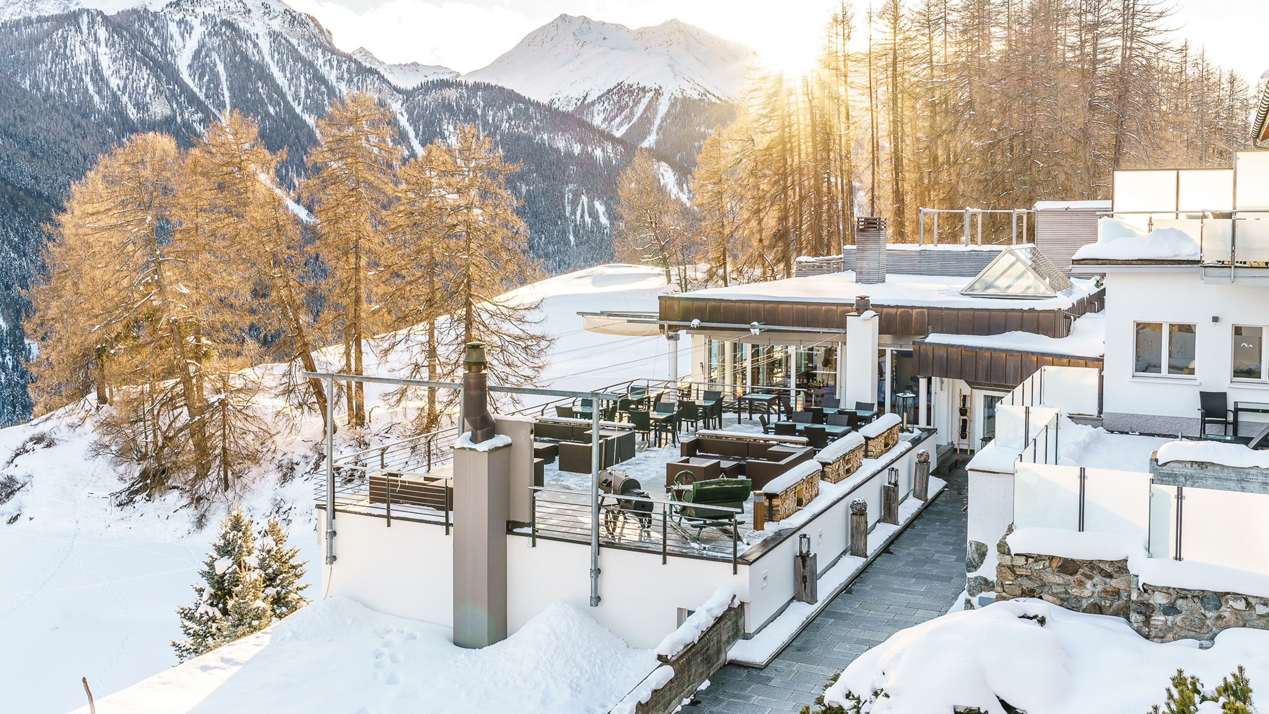 Hotel Paradies