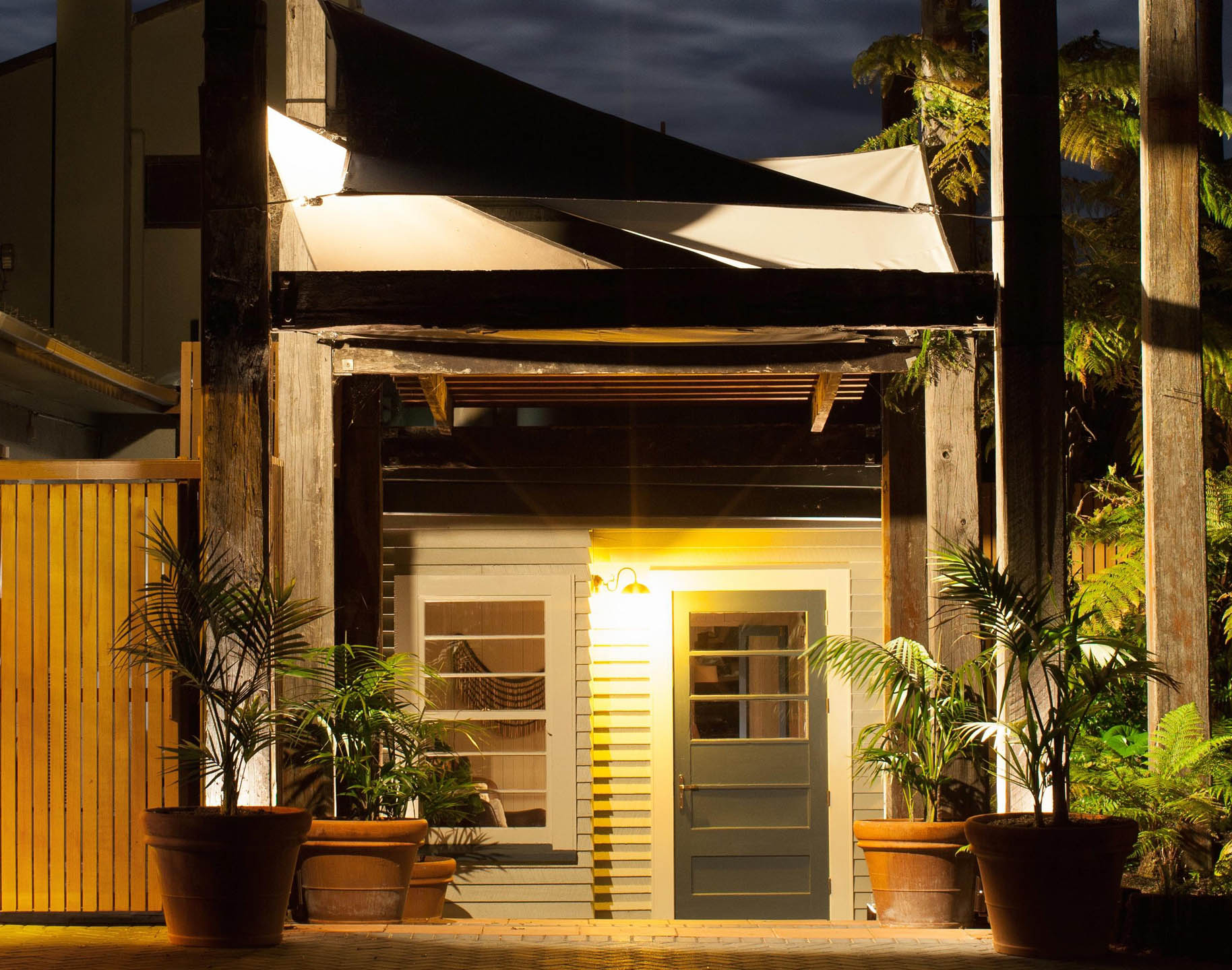 Solitaire Lodge