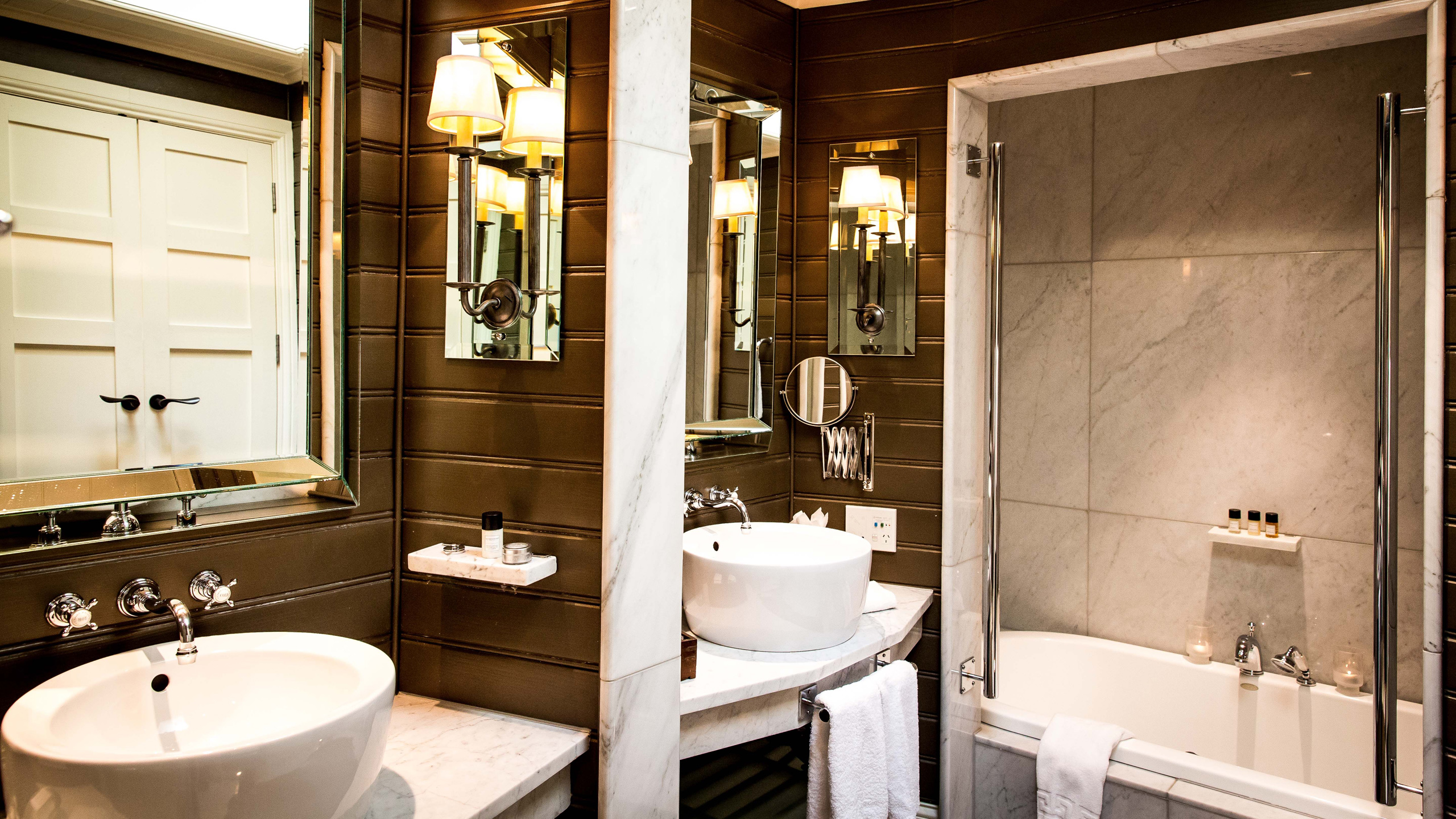 Eichardt's Private Hotel - Luxury Hotel In Australasia | Jacada Travel