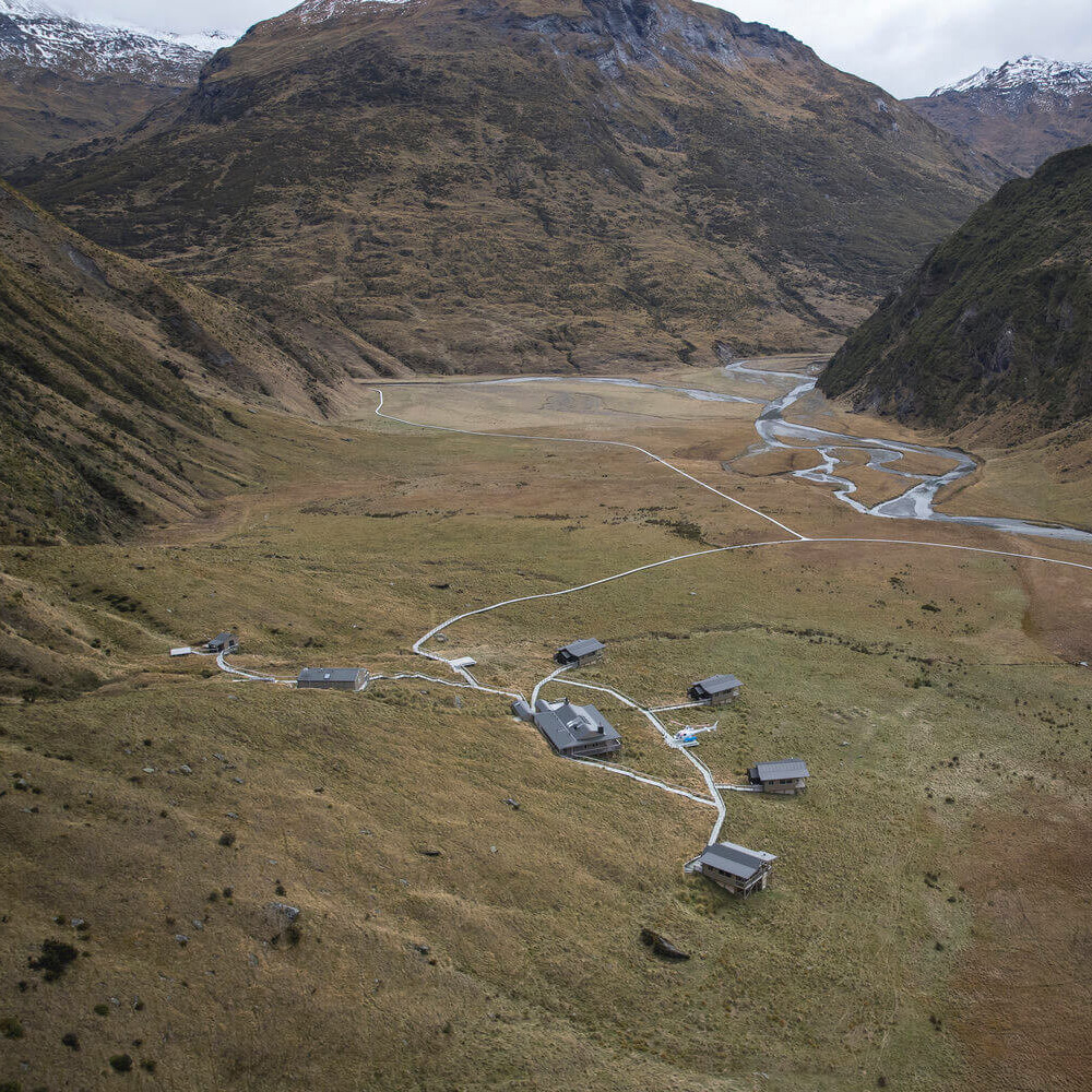 Minaret Station