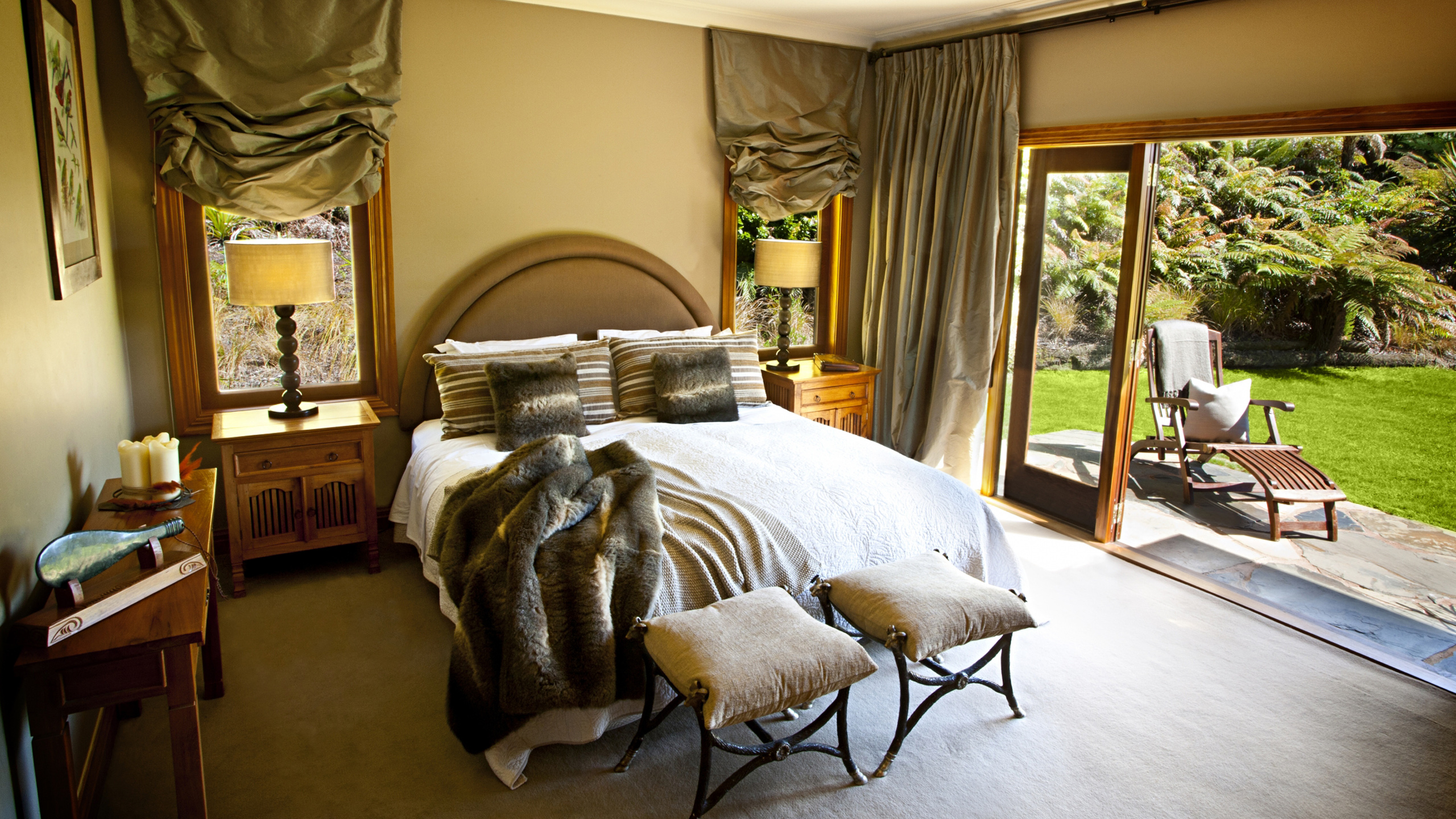 treetops-bedroom