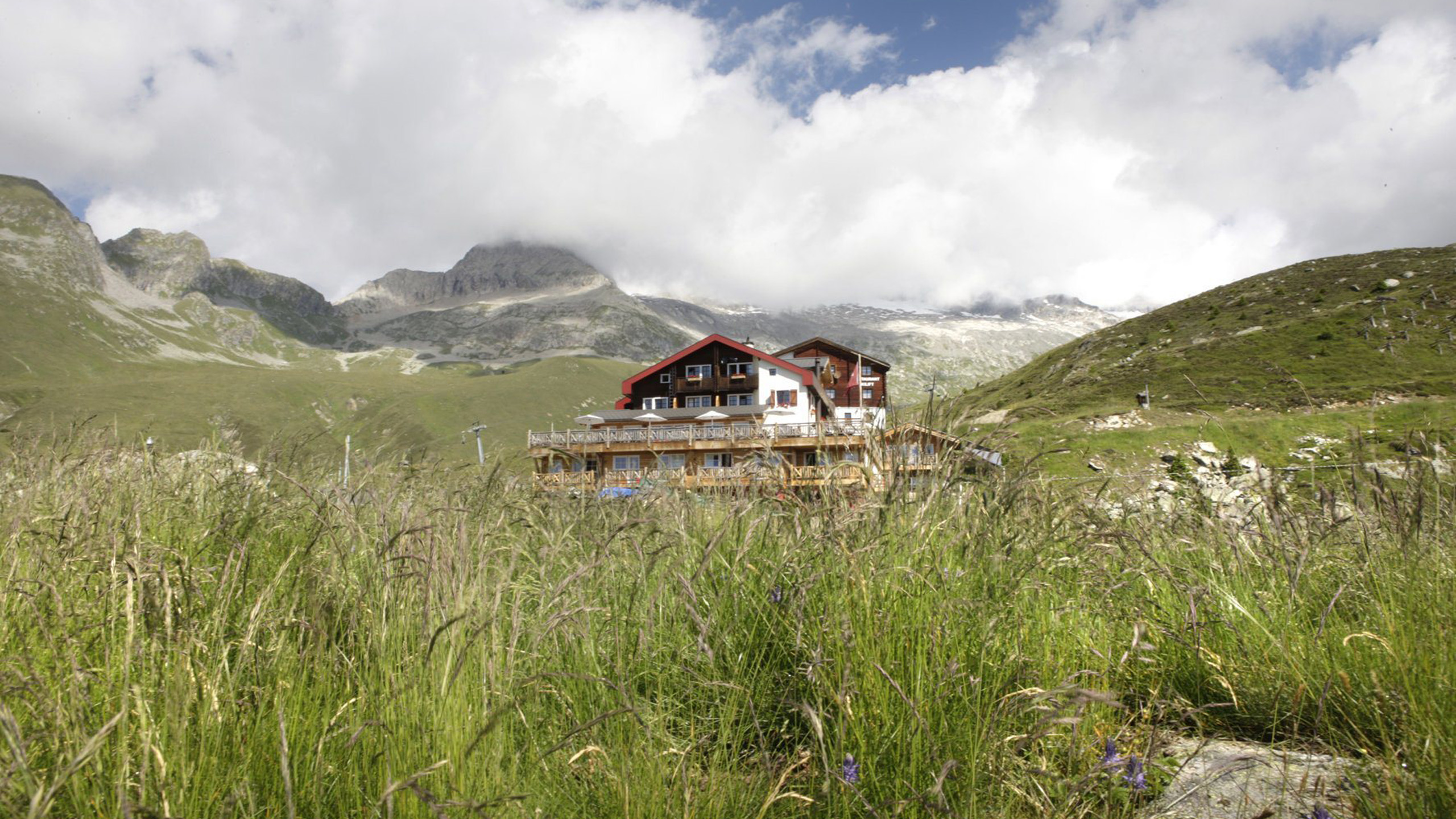 Hamilton Lodge & Spa