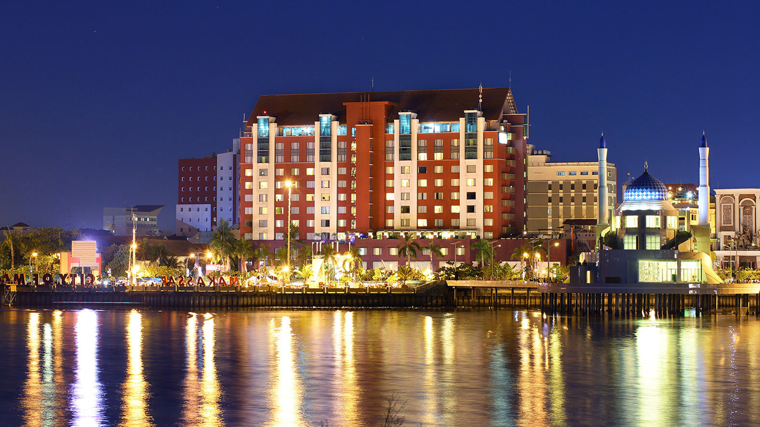 aryaduta-makassar-exterior