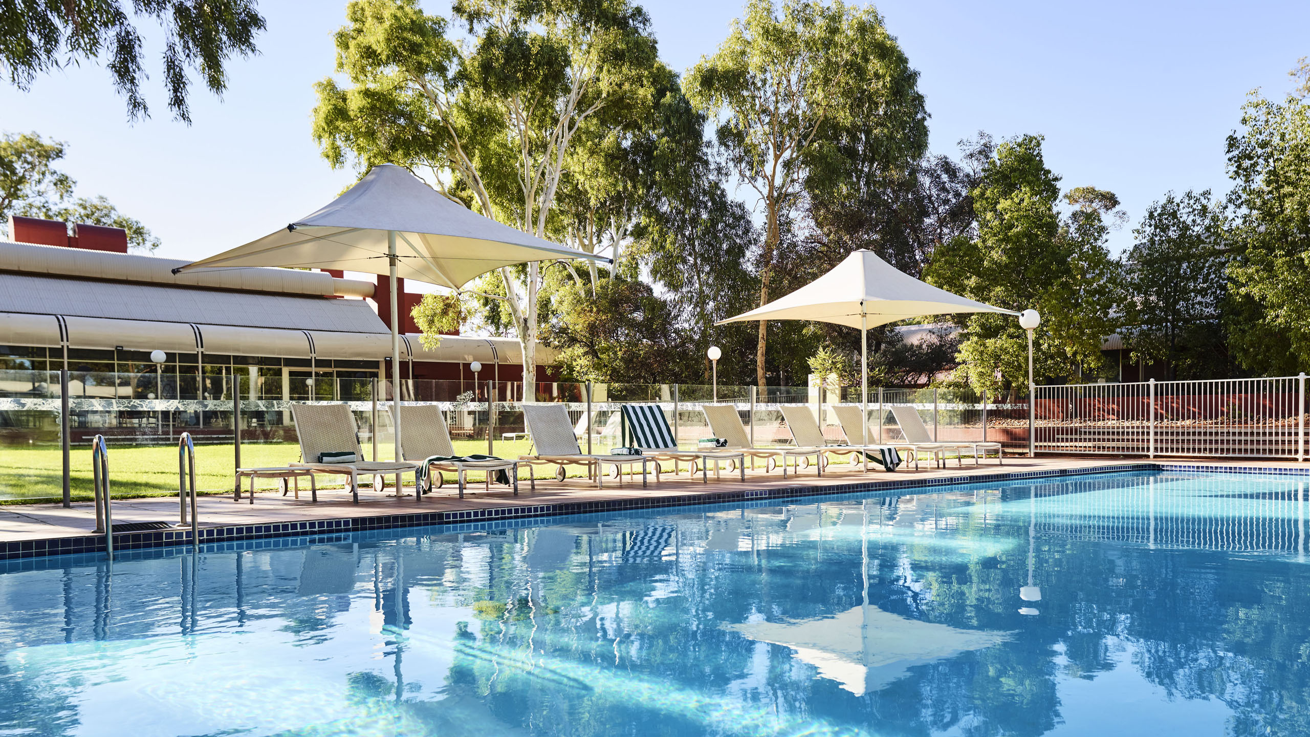 Desert Gardens Hotel