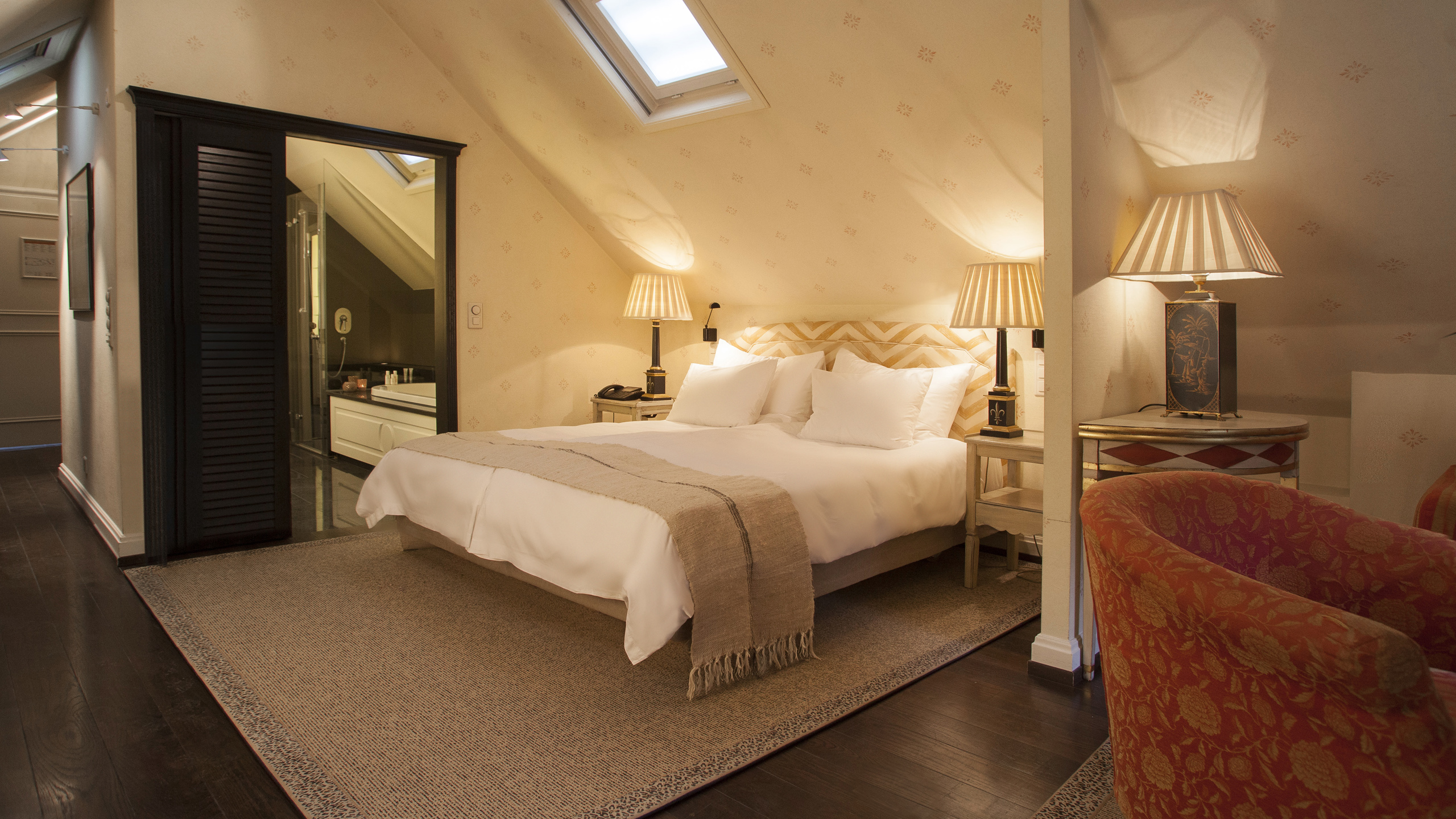 florhof-hotel-bedroom