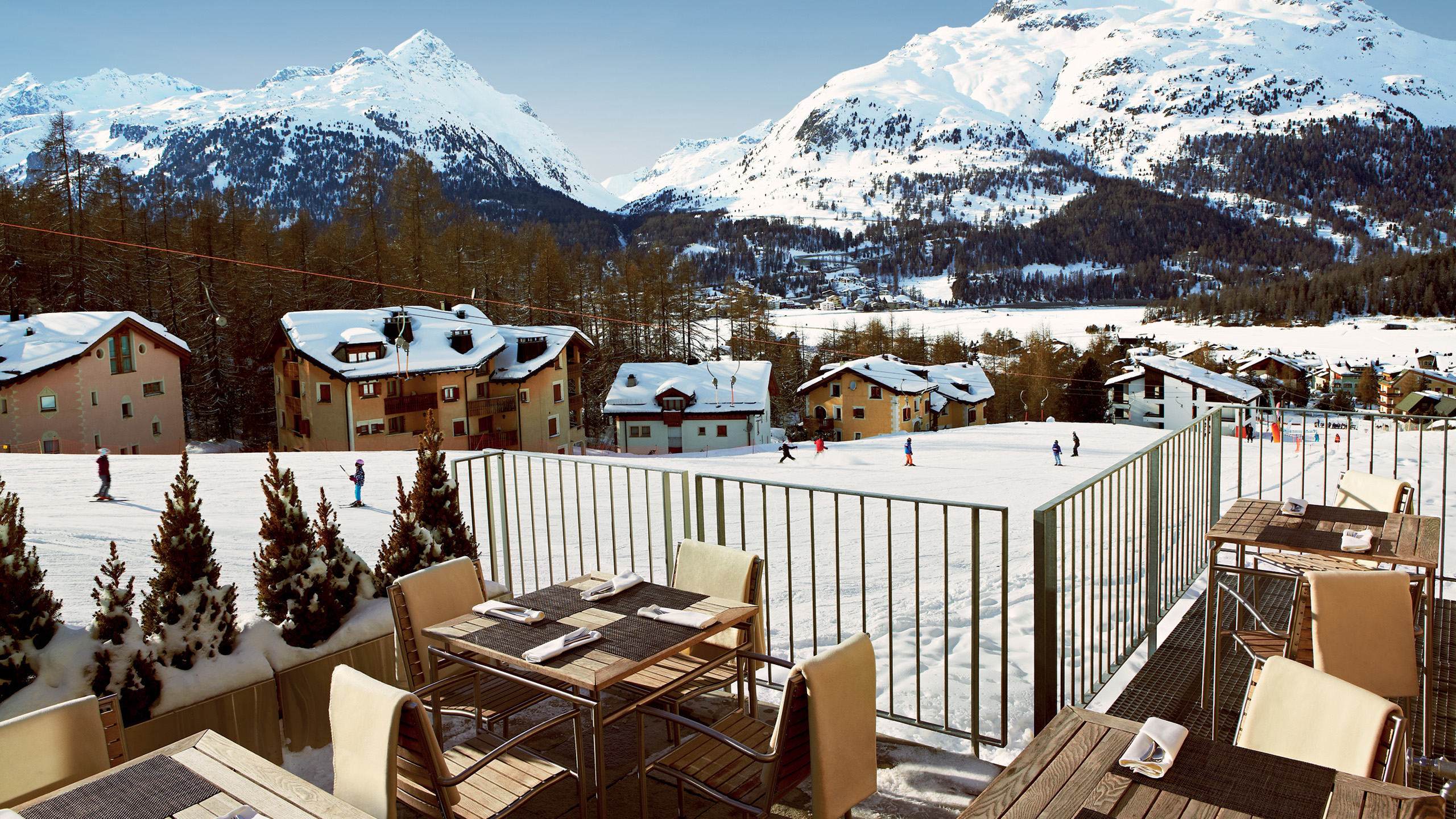 nira-alpina-terrace