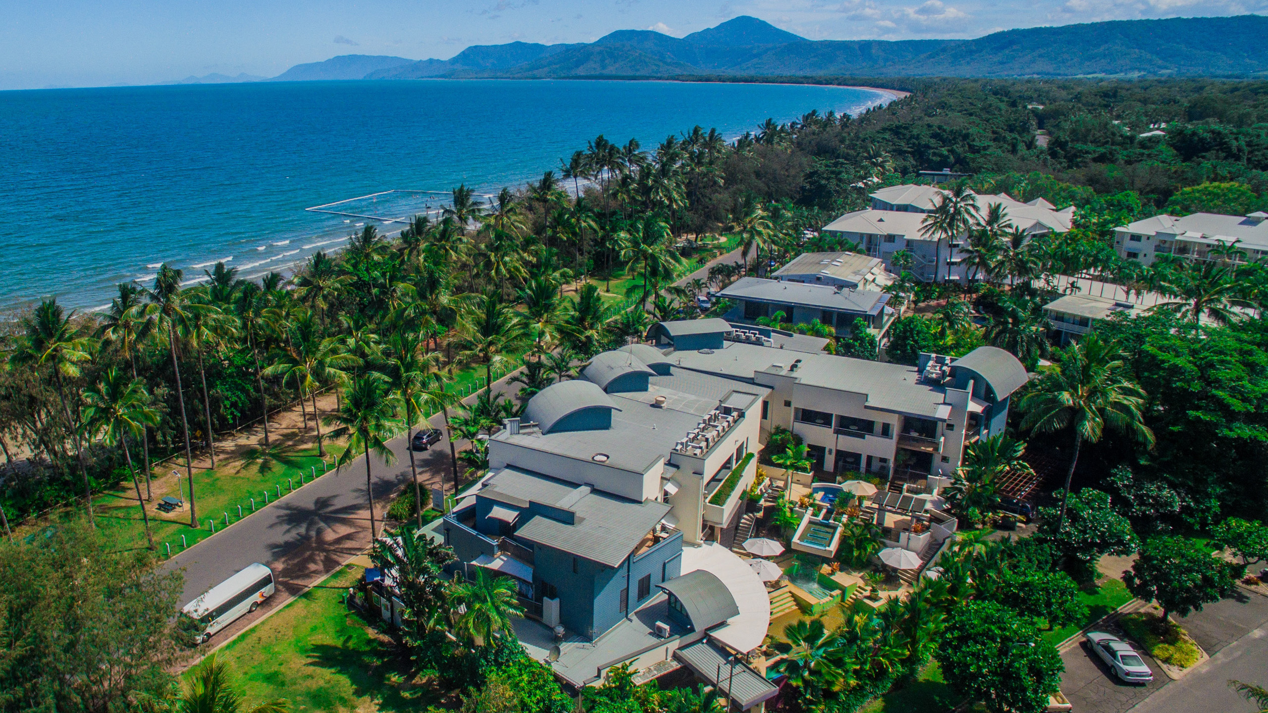 Peninsula Boutique Hotel