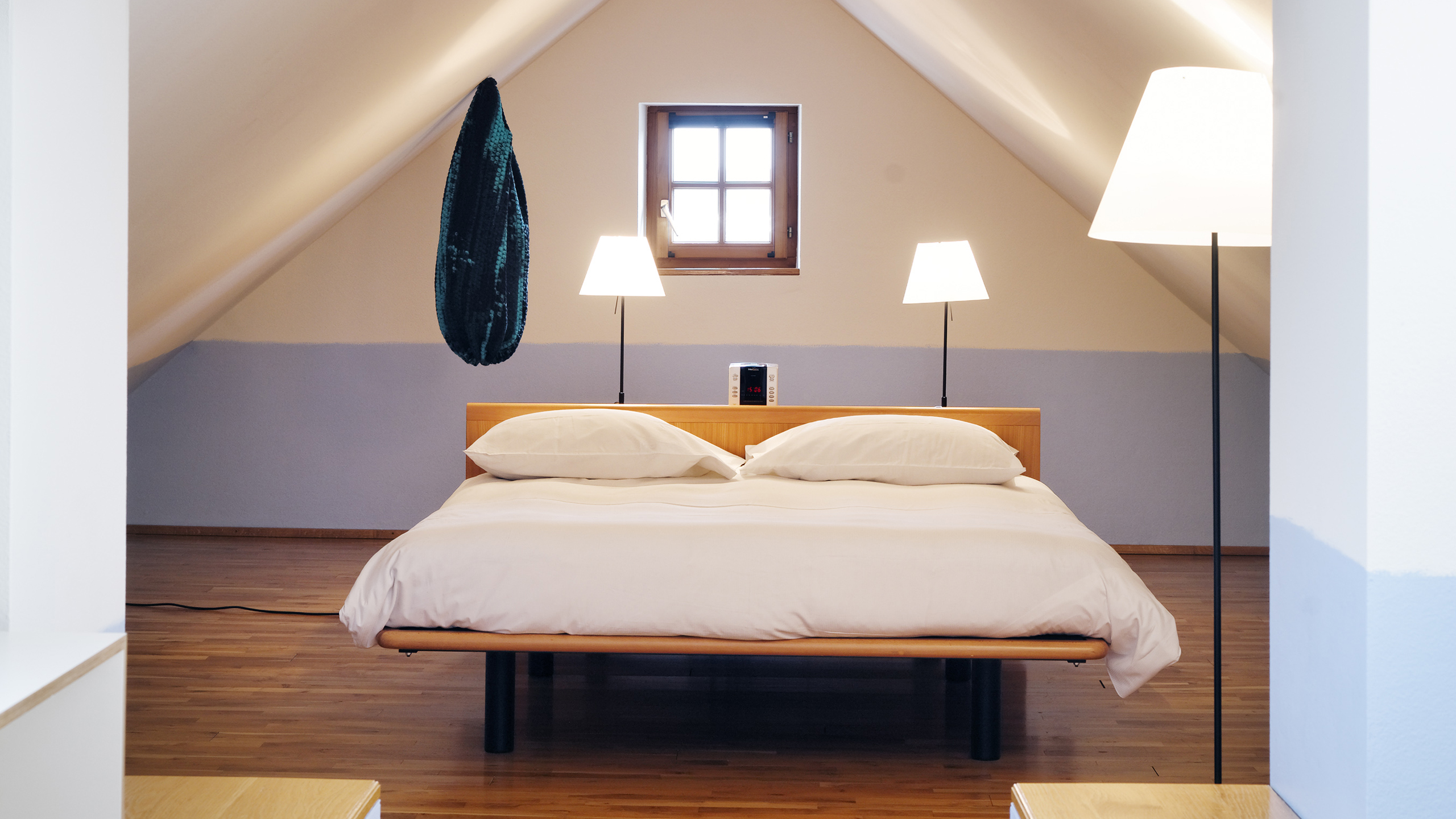 teufelhof-bedroom-art-hotel