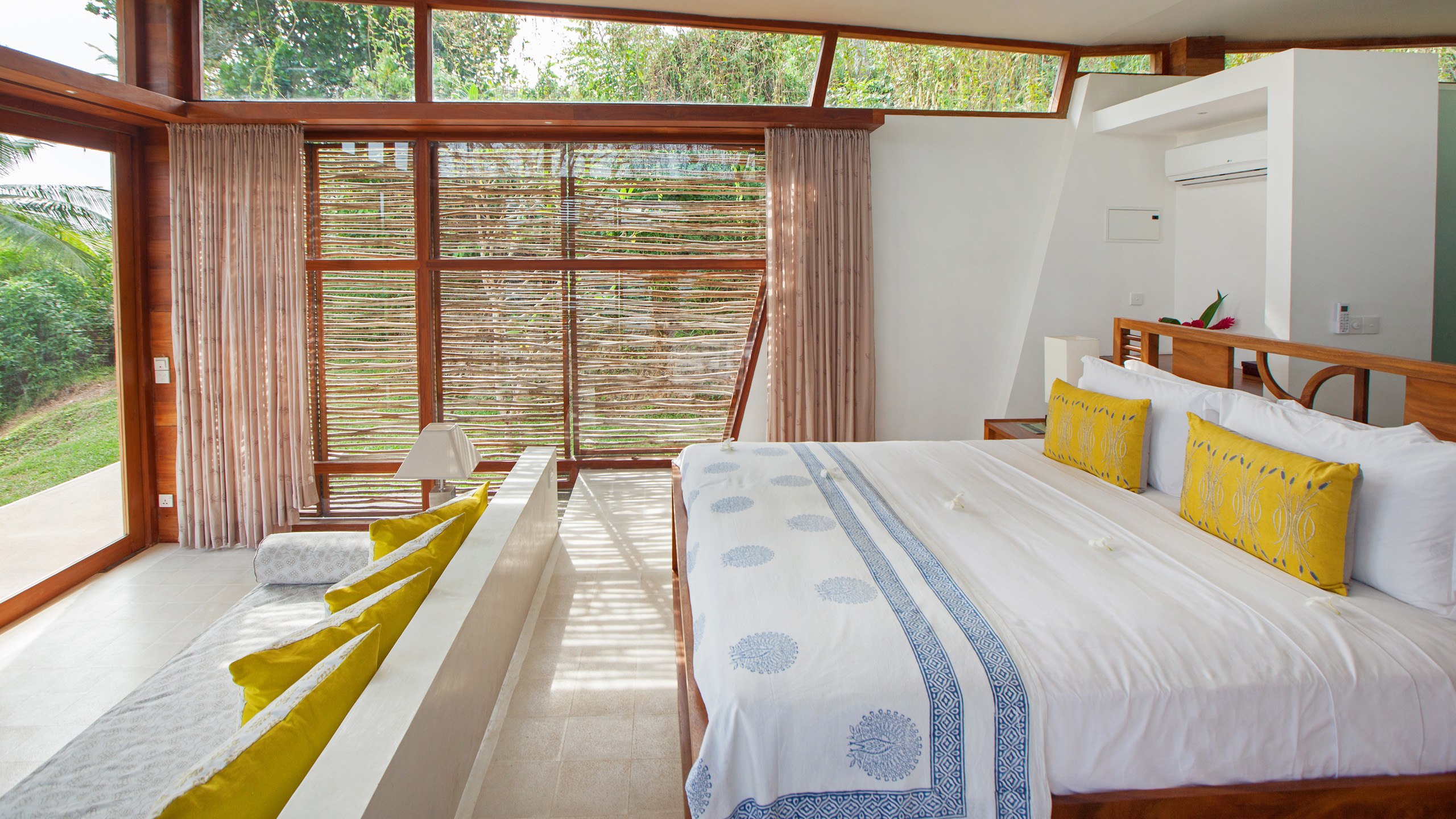 tri-galle-bedroom