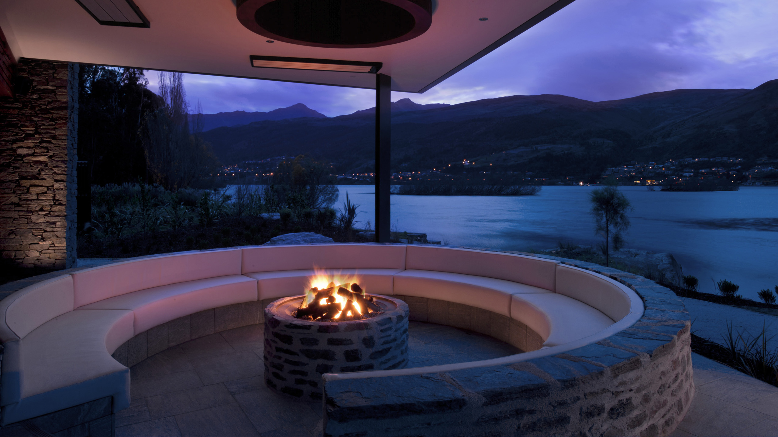Hilton Queenstown Resort and Spa