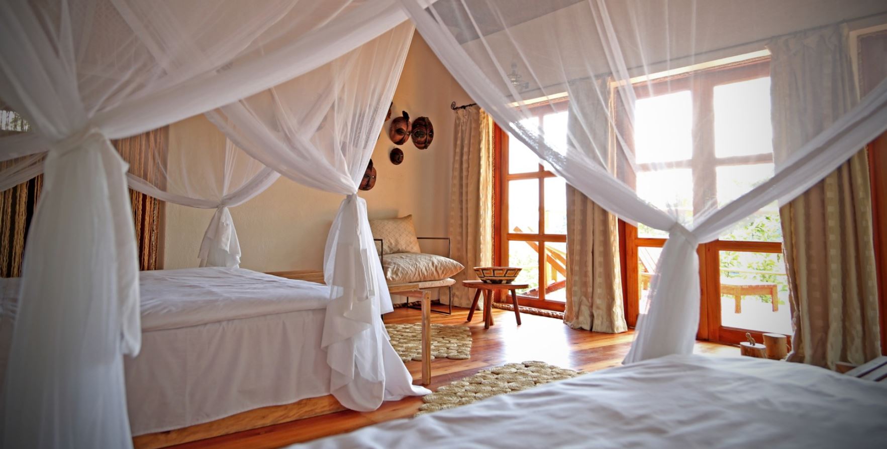 Papaya Lake Lodge