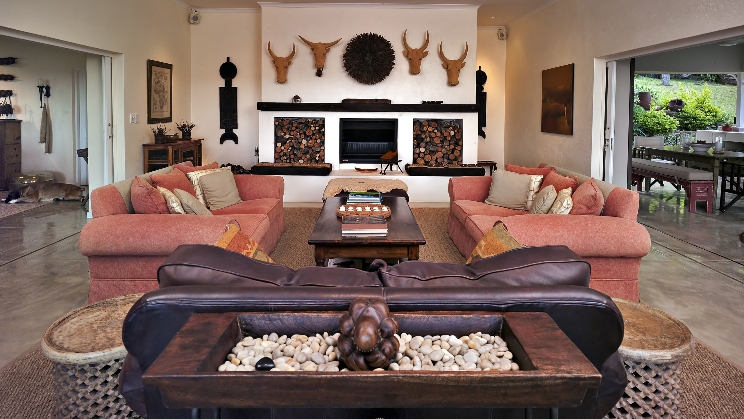 umSisi House
