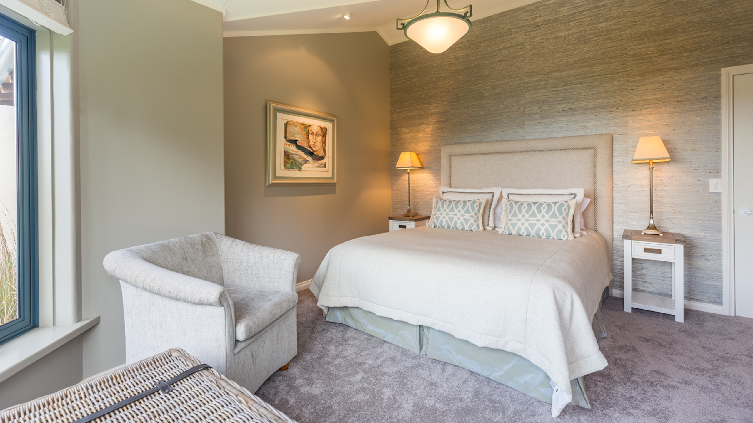 bronte-country-estate-bedroom-1
