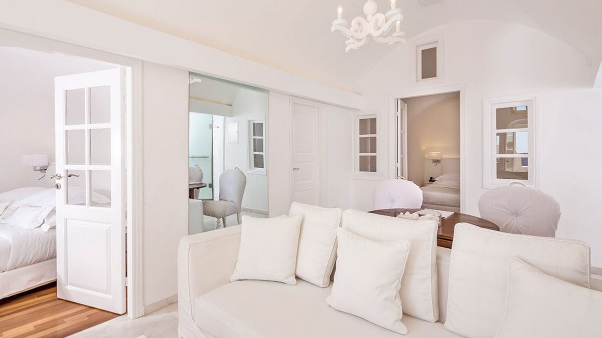 Canaves Oia Suites