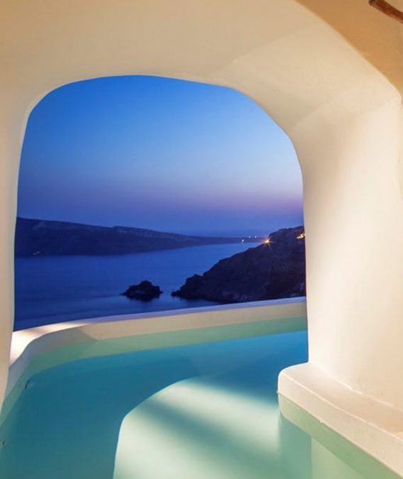 Canaves Oia Suites