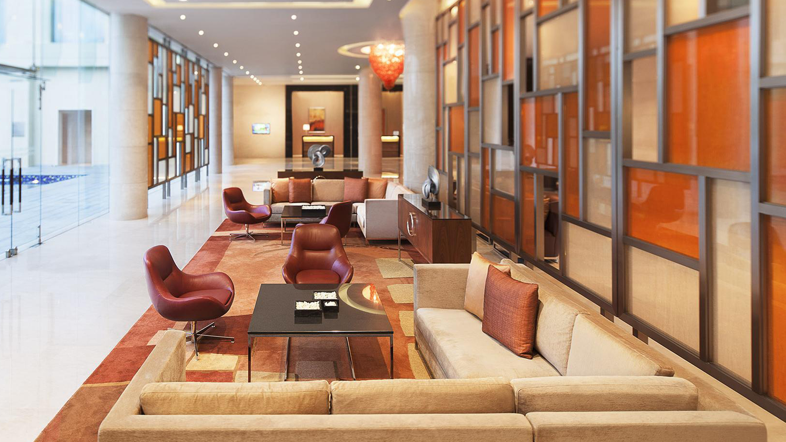 courtyard-cochi-airport-lobby