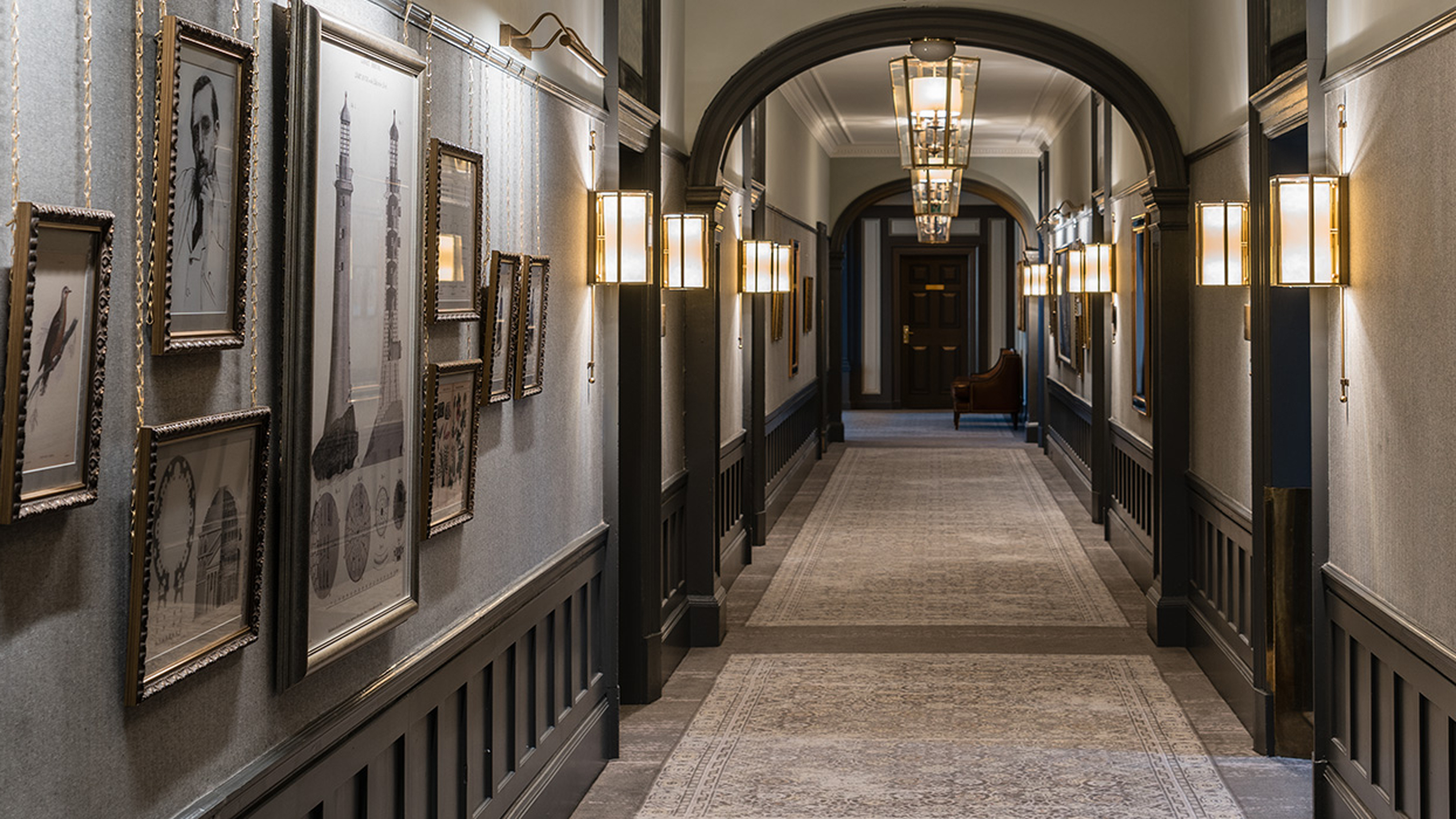 gleneagles-hallway