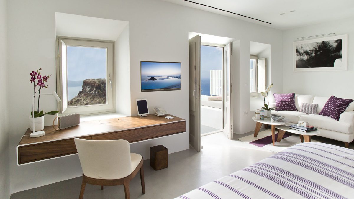 Grace Santorini