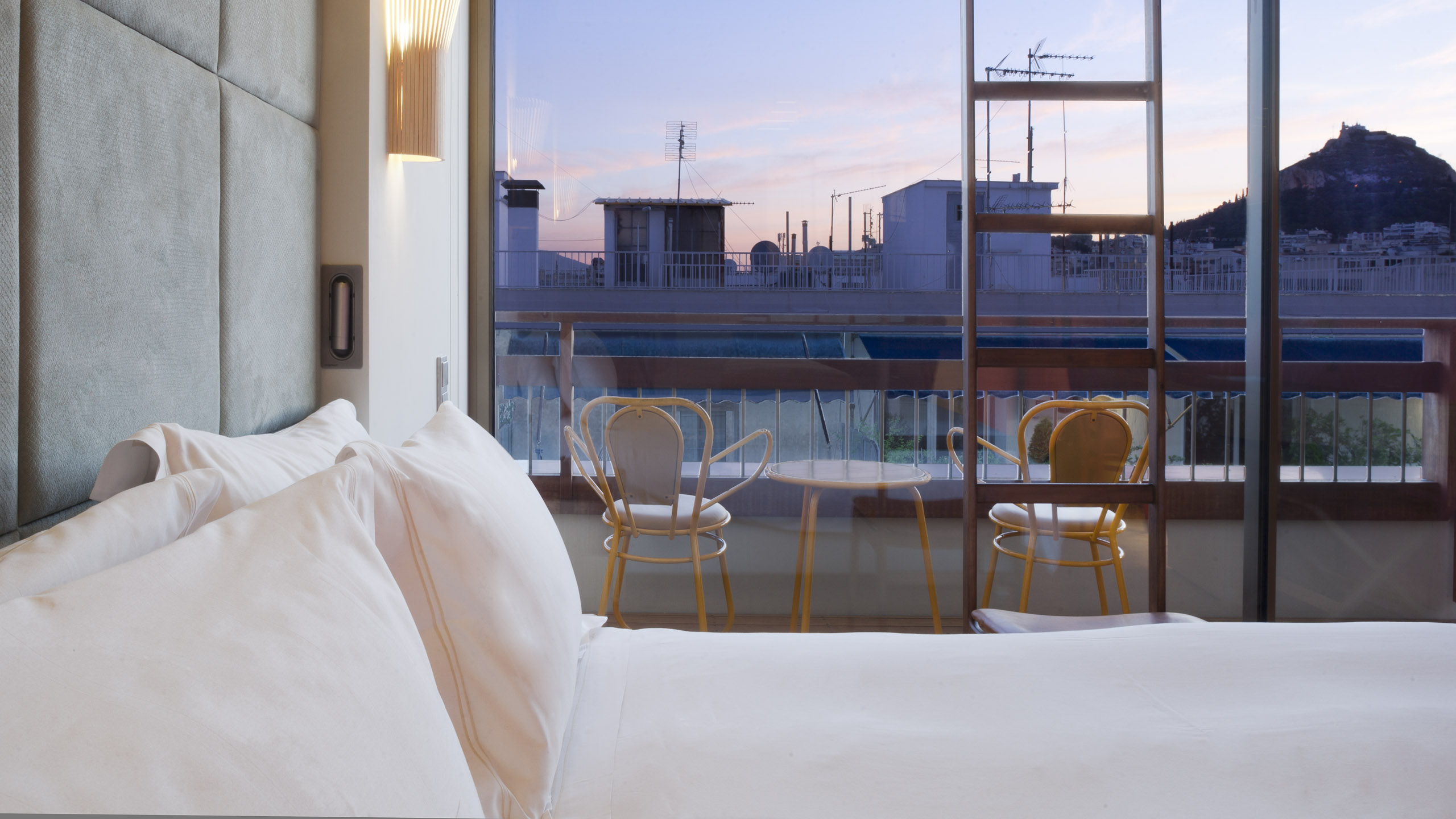 NEW Hotel