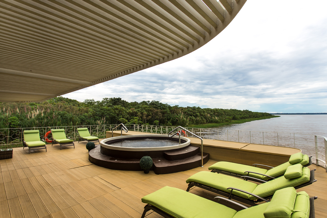 Delfin III Amazon Cruise