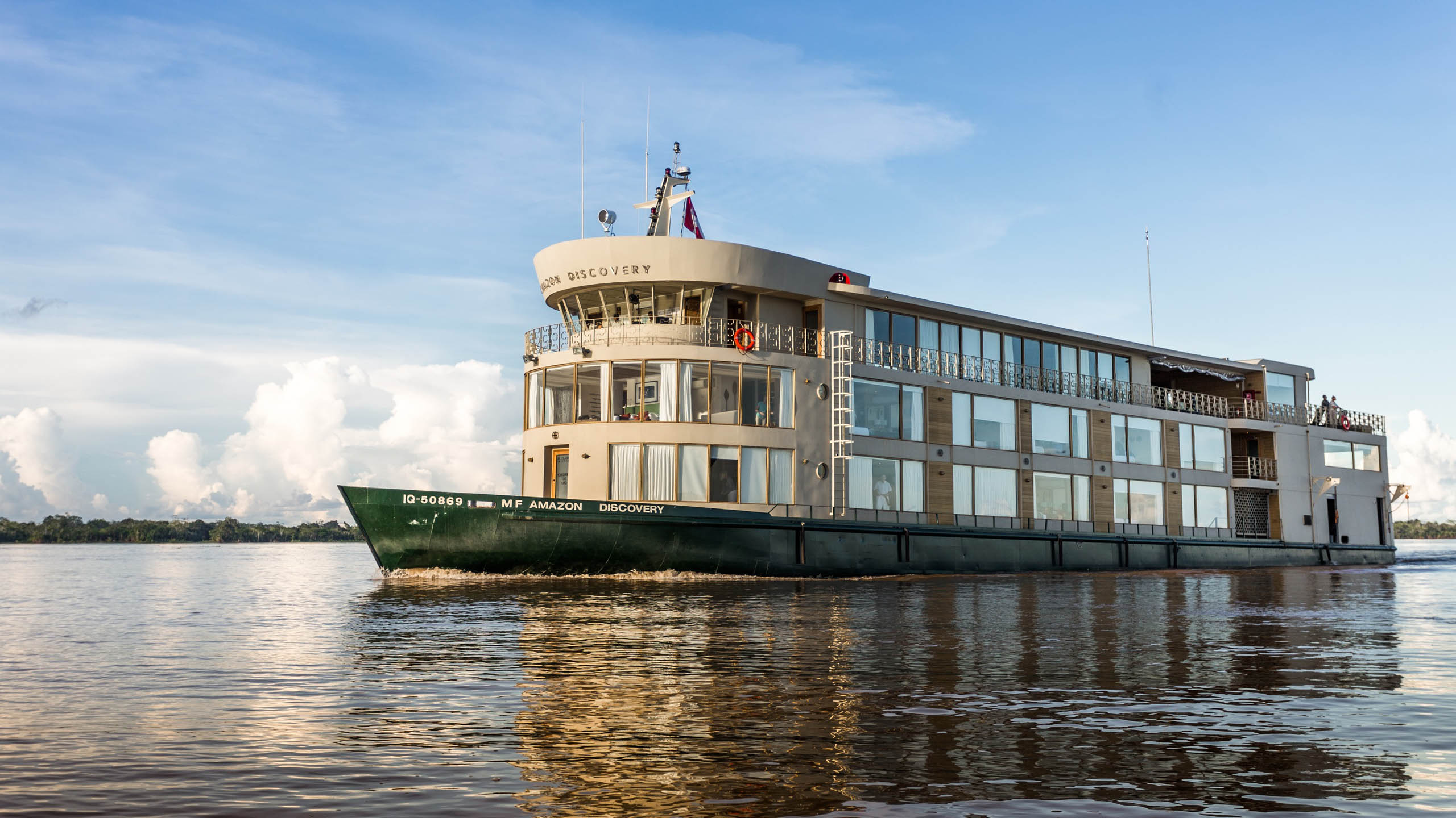 Delfin III Amazon Cruise