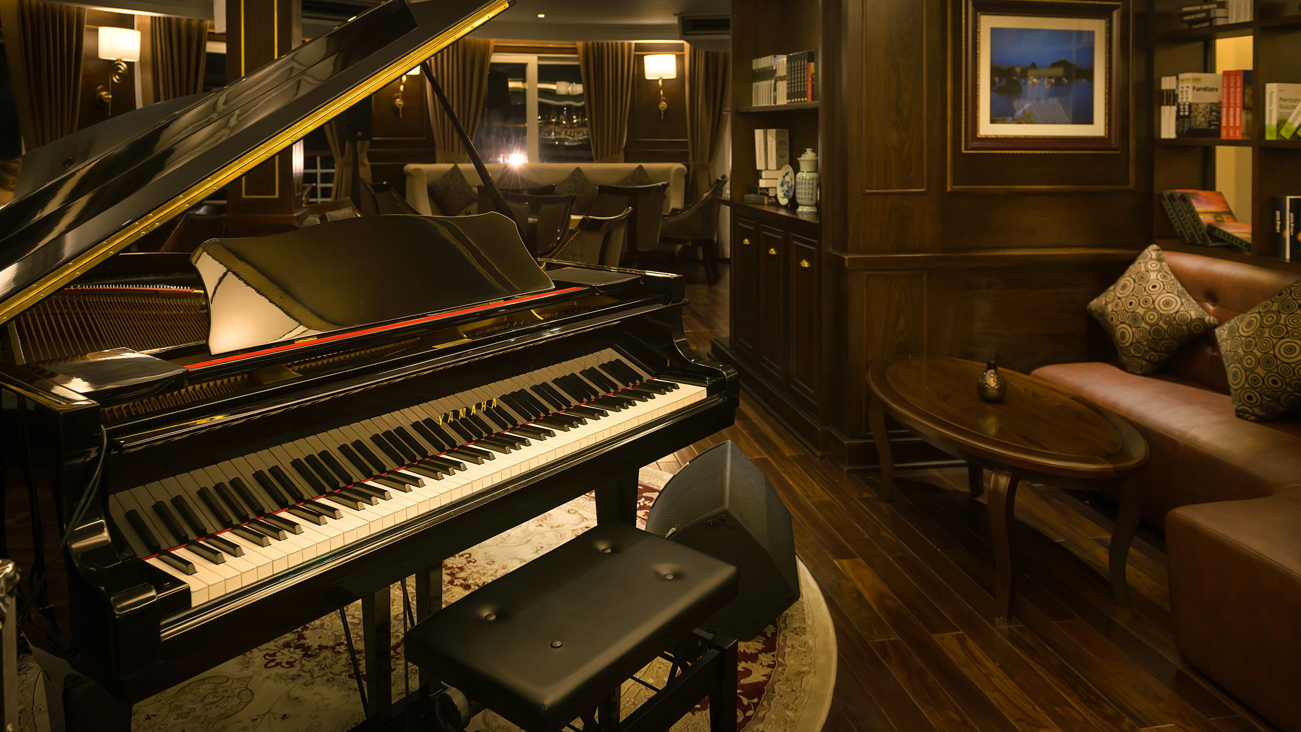 paradise-elegance-piano-bar