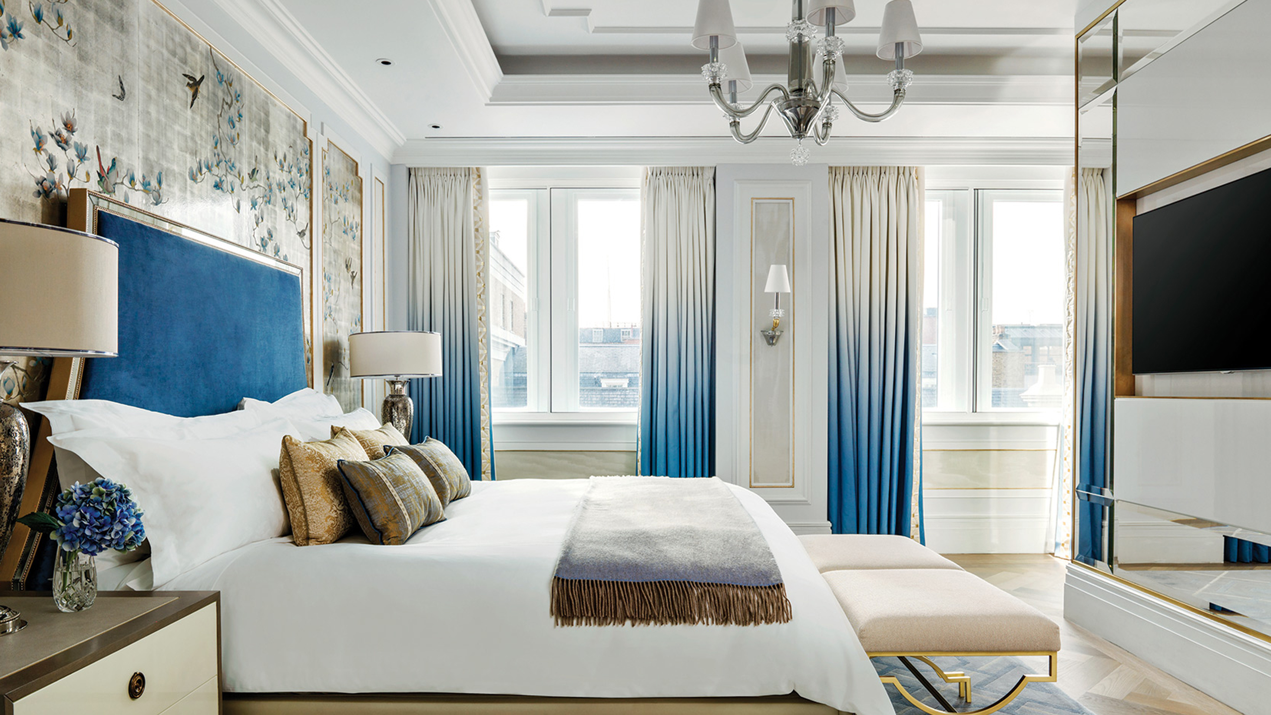 the-langham-london-bedroom-1