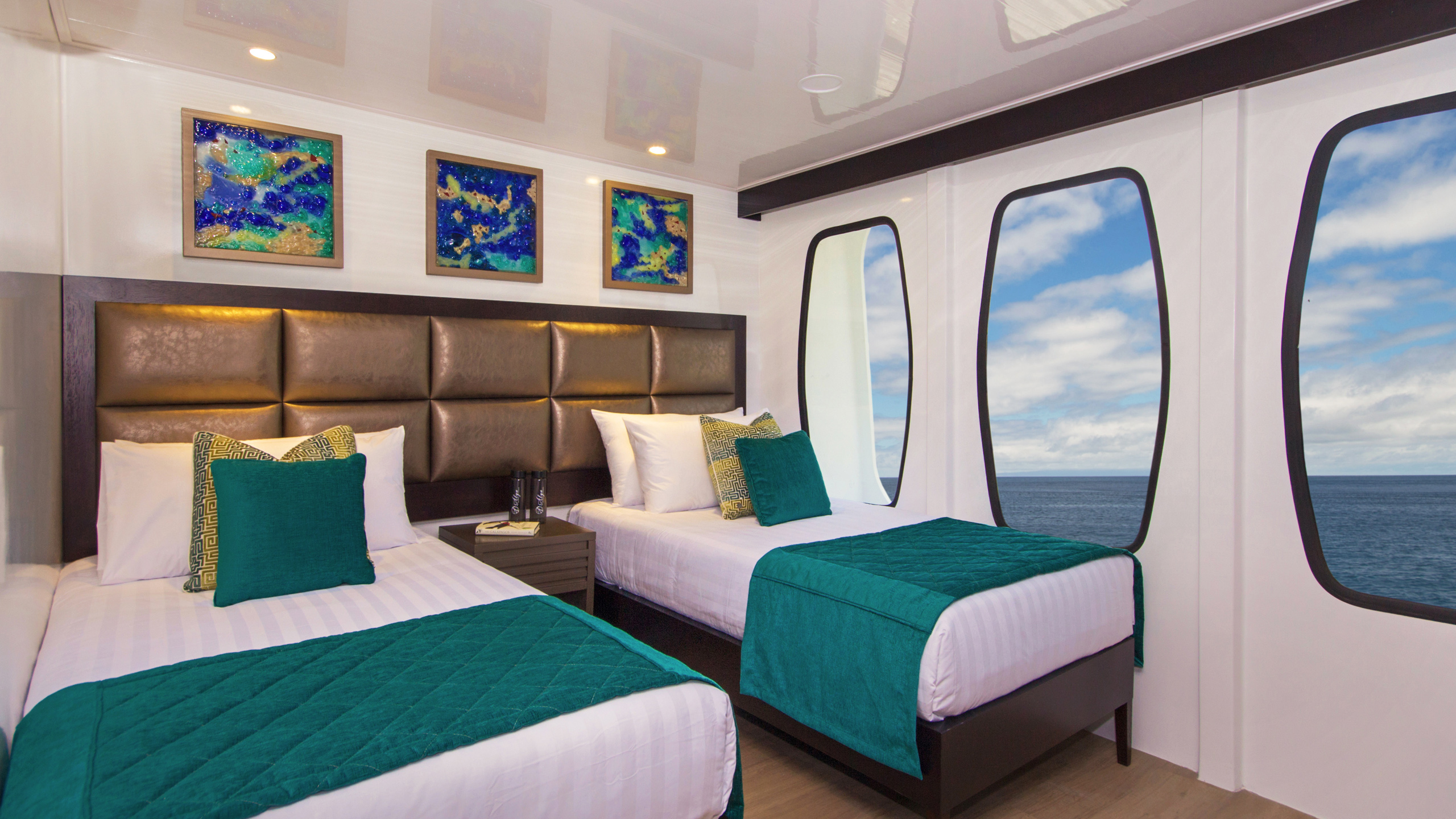 alia-catamaran-galapagos-cabin-twin-1