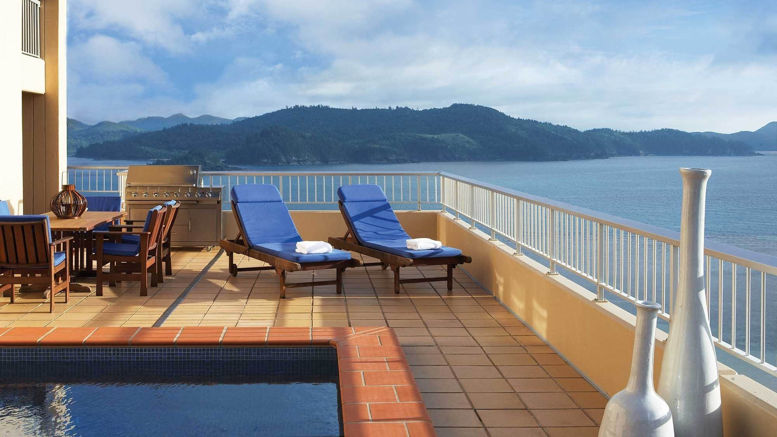 Reef View Hotel