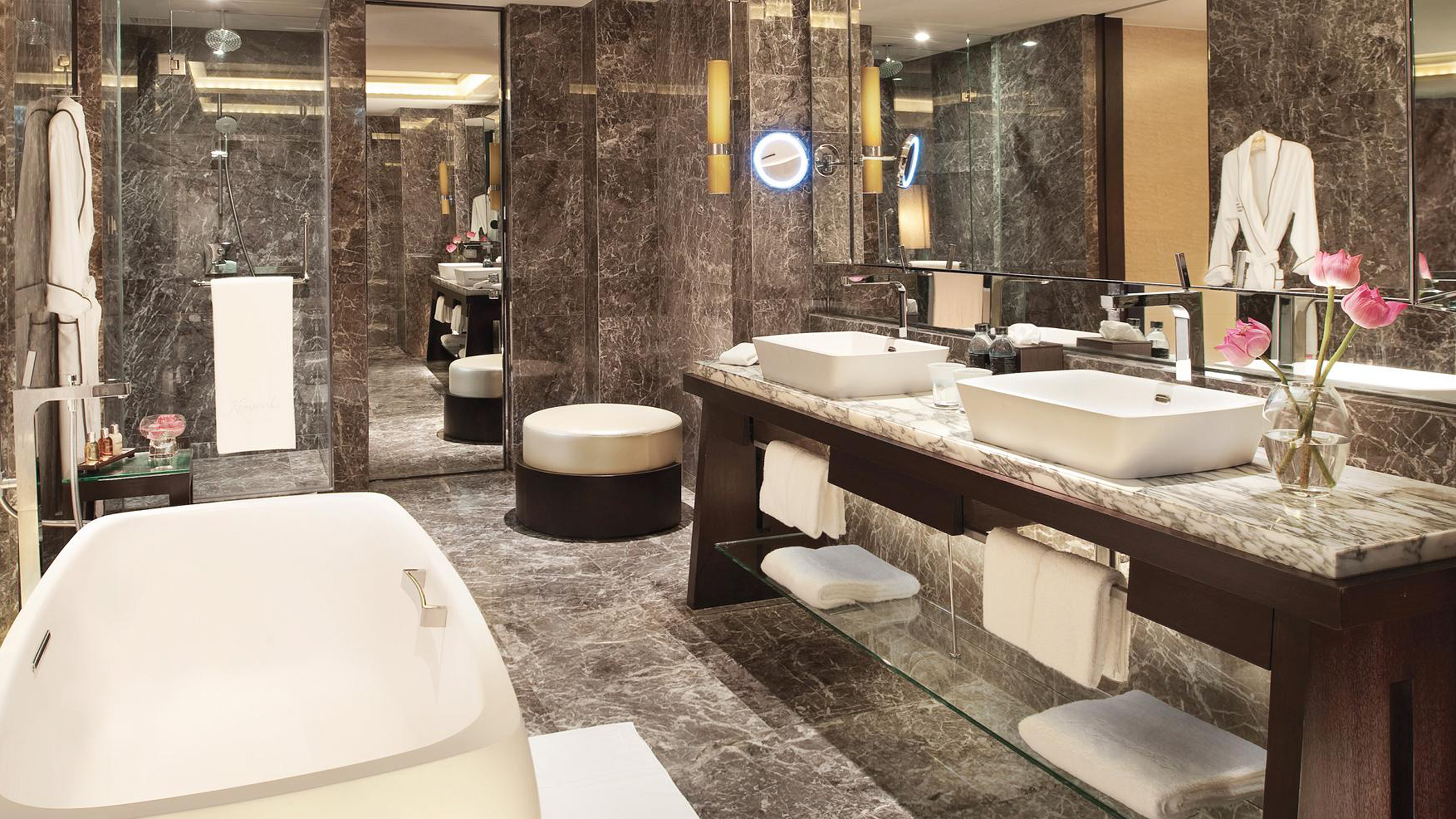 siam-kempinski-bathroom