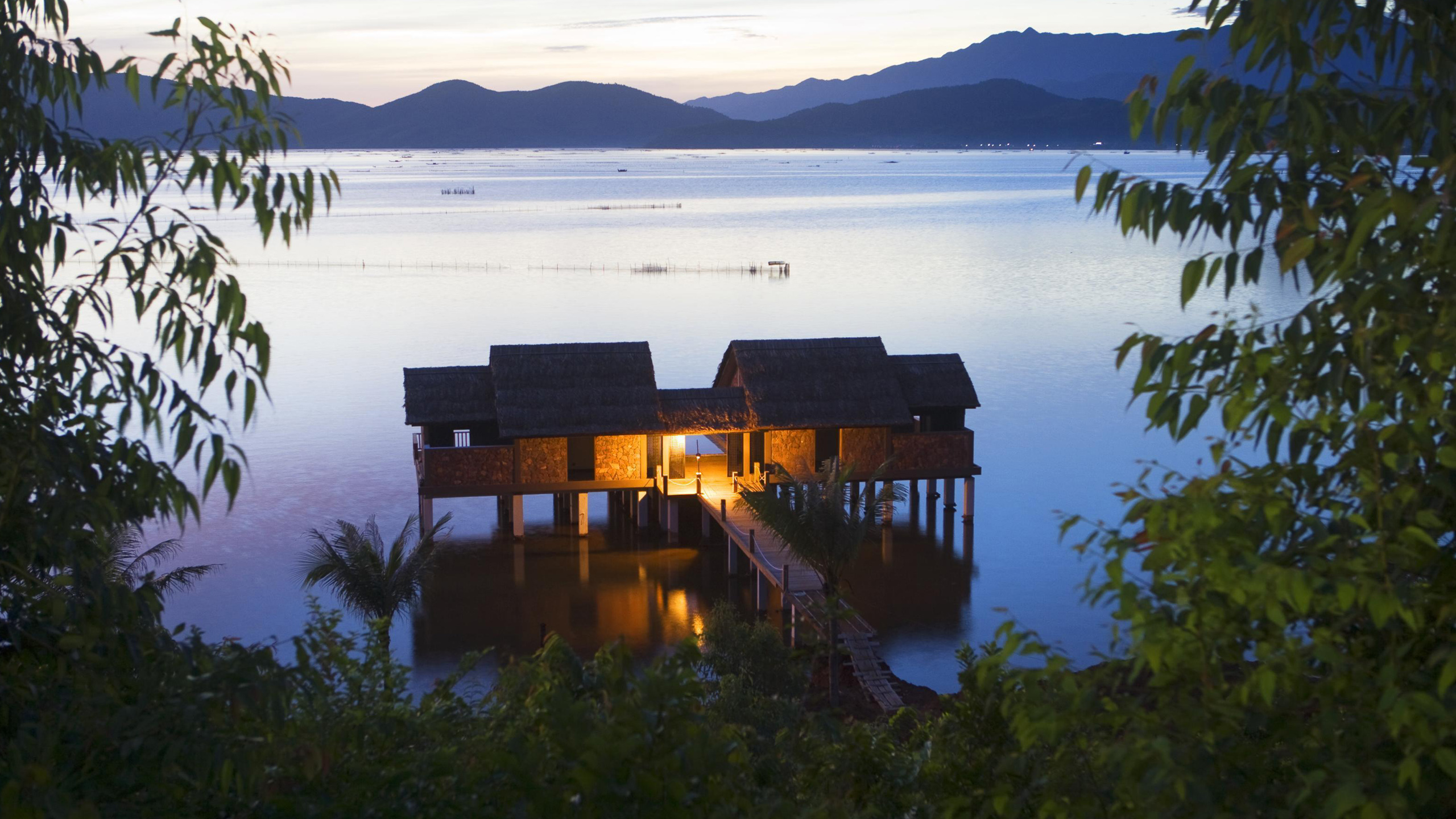 Vedanā Lagoon Resort and Spa